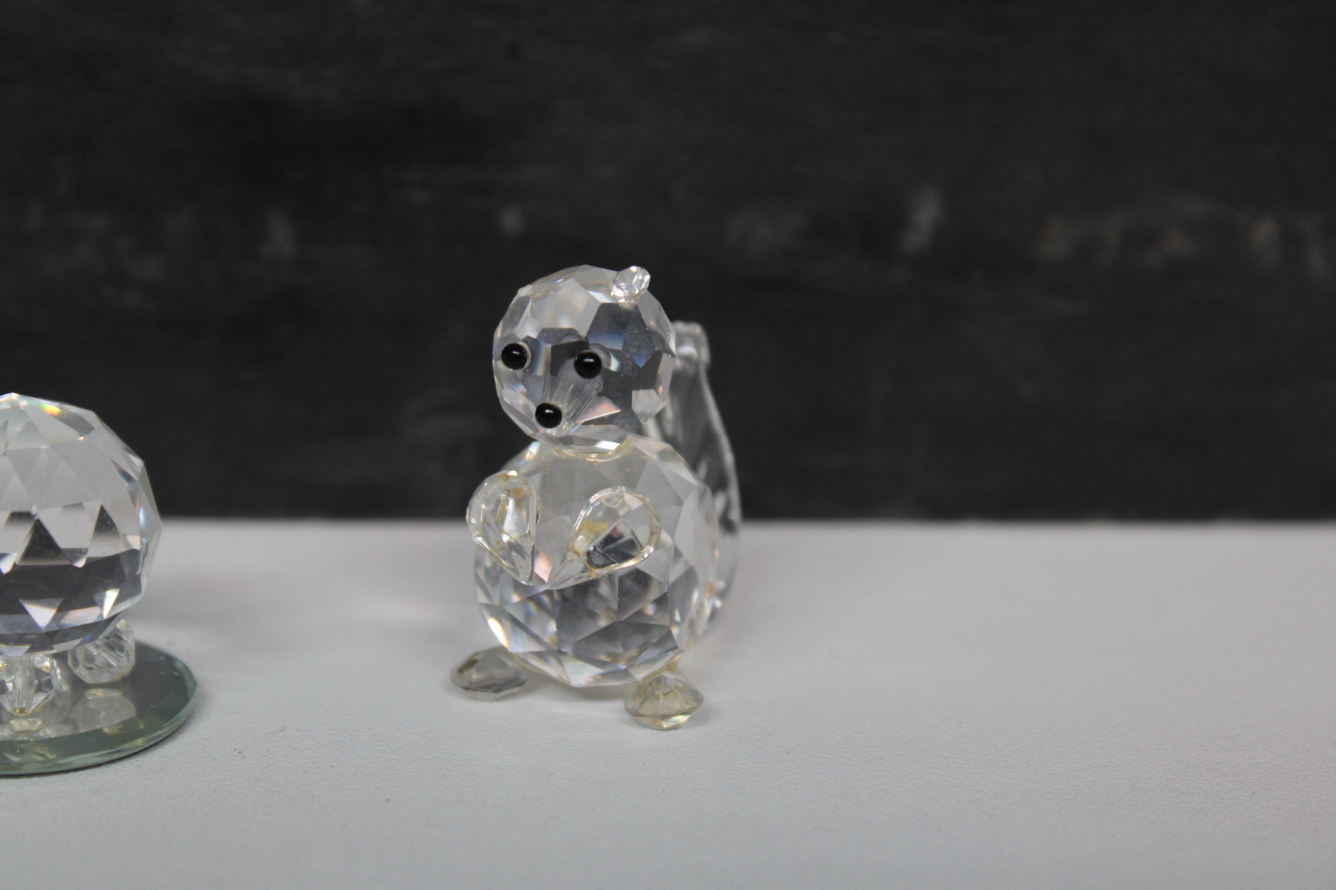 Mix van 4 Swarovski kristallen dierenbeeldjes – foto 3 – kavel bij GSD Auctions, Zoeterwoude