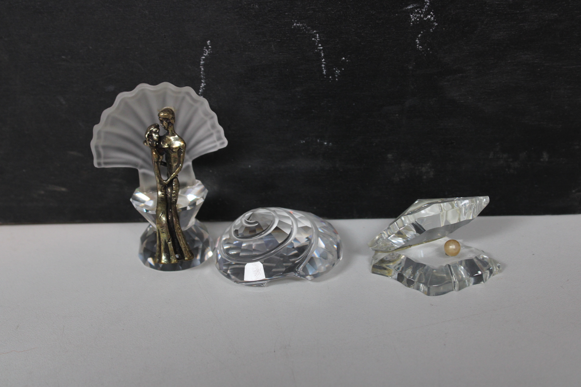 Set van kleine glazen beeldjes – foto 2 – kavel bij GSD Auctions, Zoeterwoude