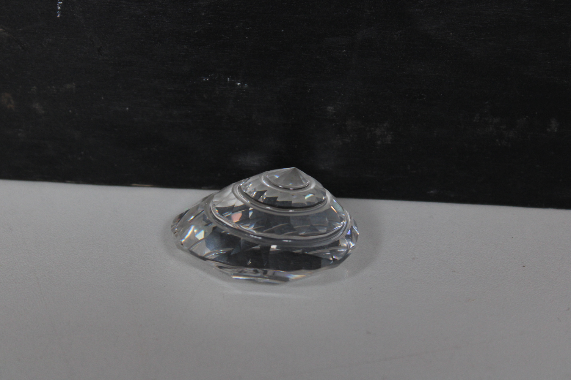 Set van kleine glazen beeldjes – foto 7 – kavel bij GSD Auctions, Zoeterwoude