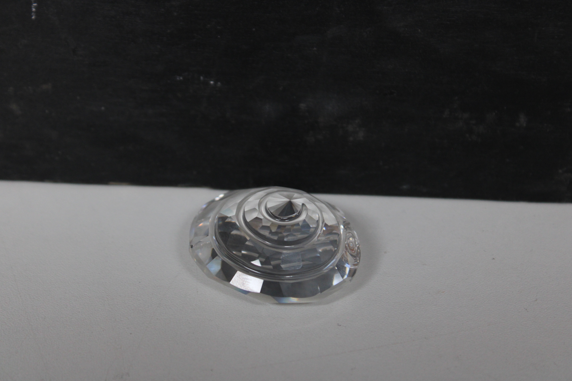 Set van kleine glazen beeldjes – foto 8 – kavel bij GSD Auctions, Zoeterwoude