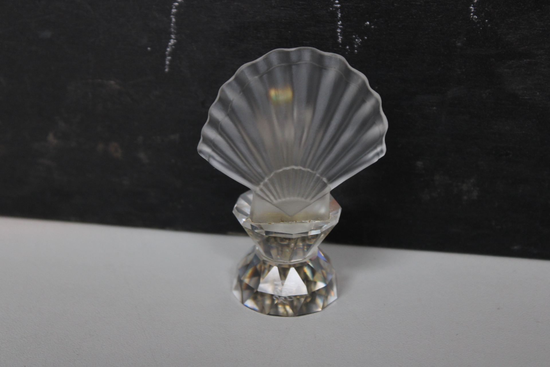 Set van kleine glazen beeldjes – foto 10 – kavel bij GSD Auctions, Zoeterwoude