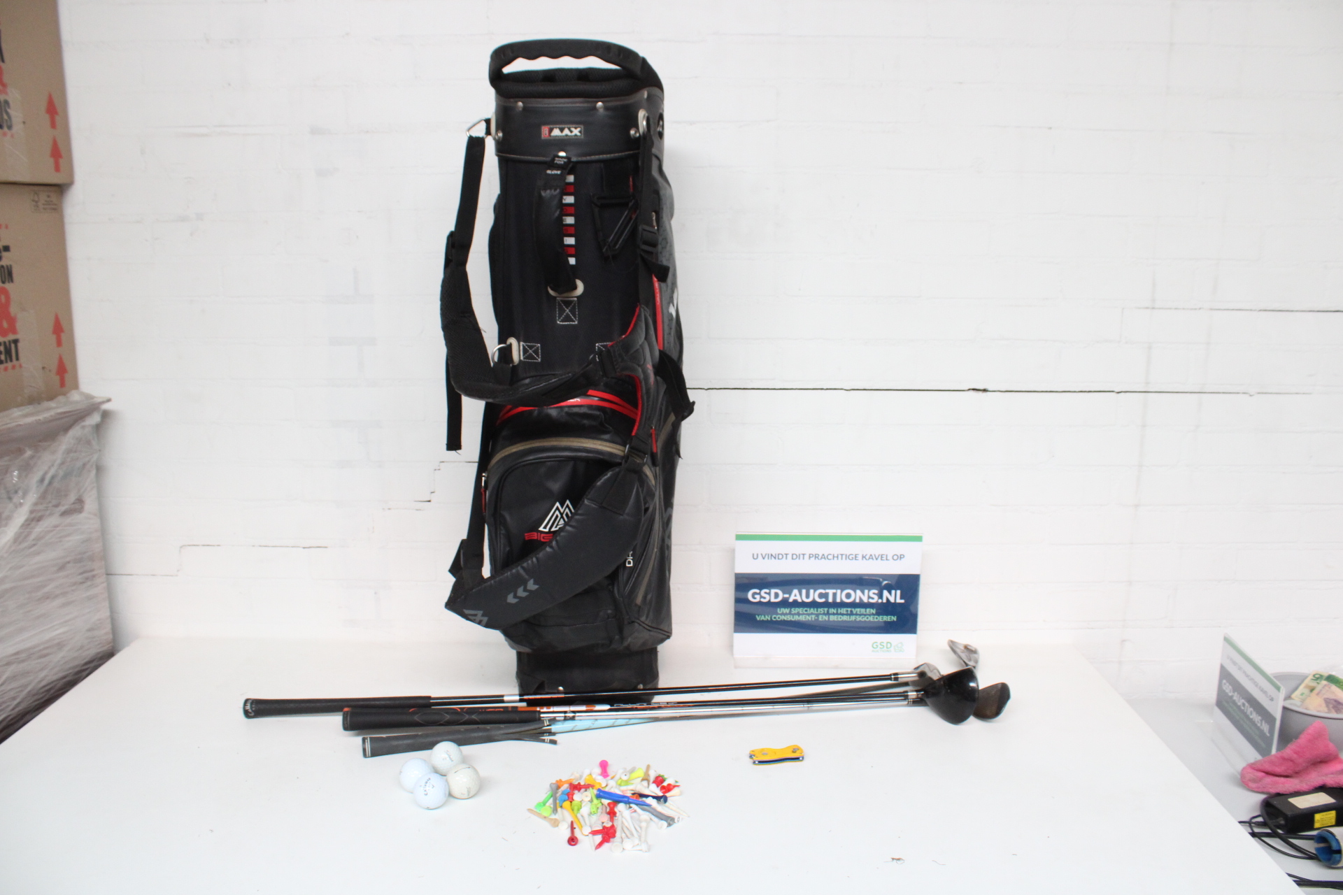 Golfset met tas en accessoires – kavel bij GSD Auctions, Zoeterwoude
