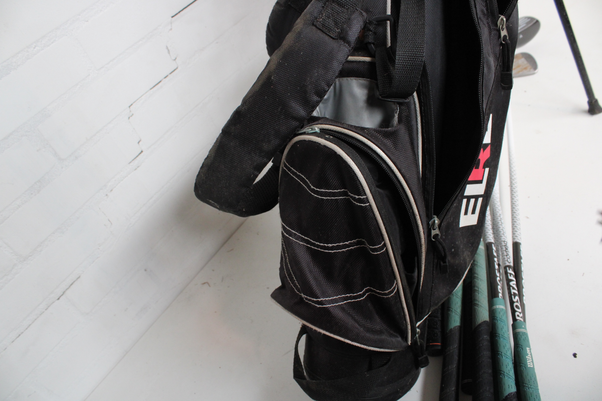 Golfset met tas en clubs – foto 6 – kavel bij GSD Auctions, Zoeterwoude