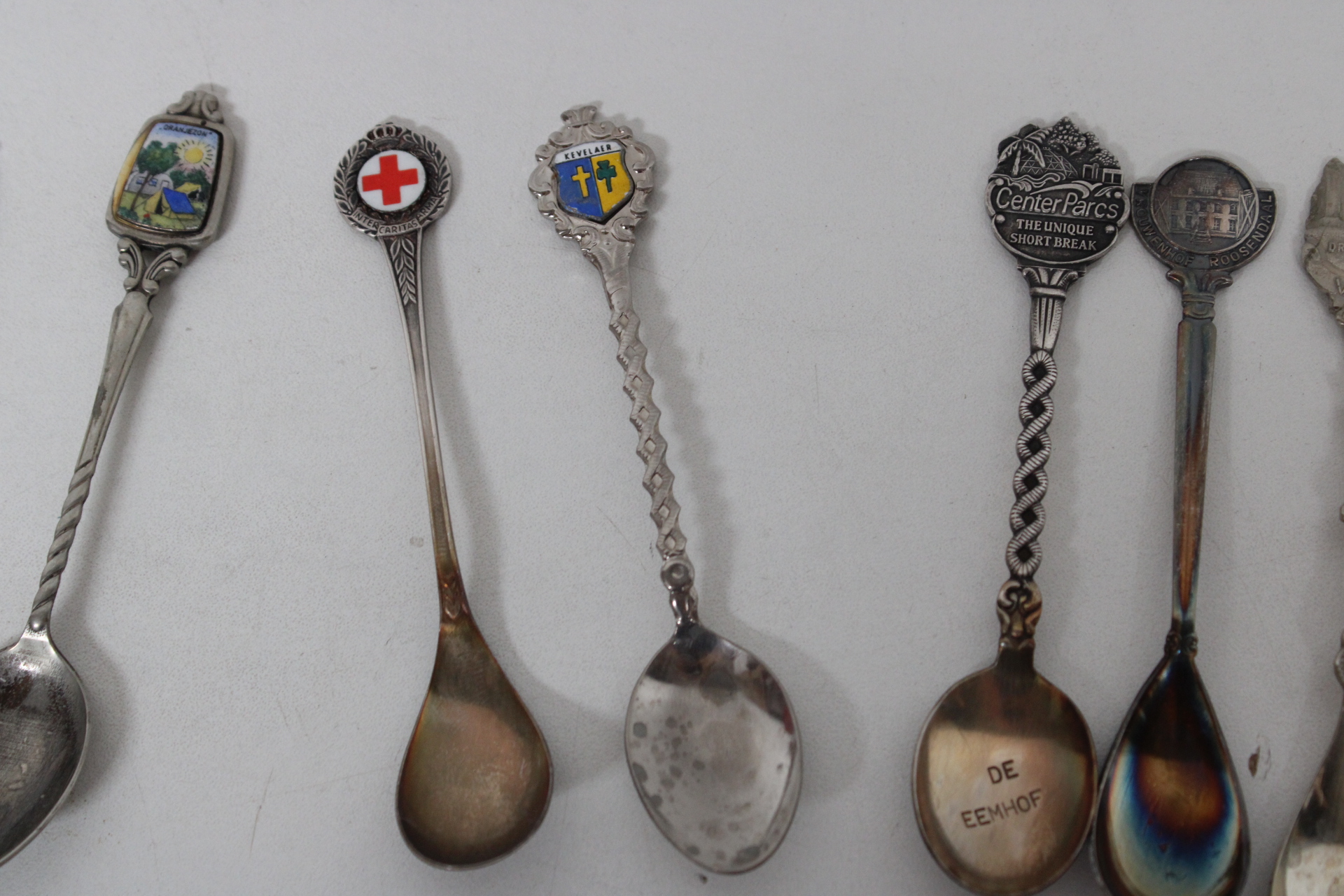 Verzameling van zilveren souvenirs lepels – foto 4 – kavel bij GSD Auctions, Zoeterwoude