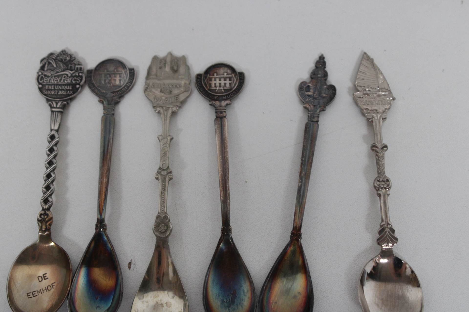 Verzameling van zilveren souvenirs lepels – foto 5 – kavel bij GSD Auctions, Zoeterwoude