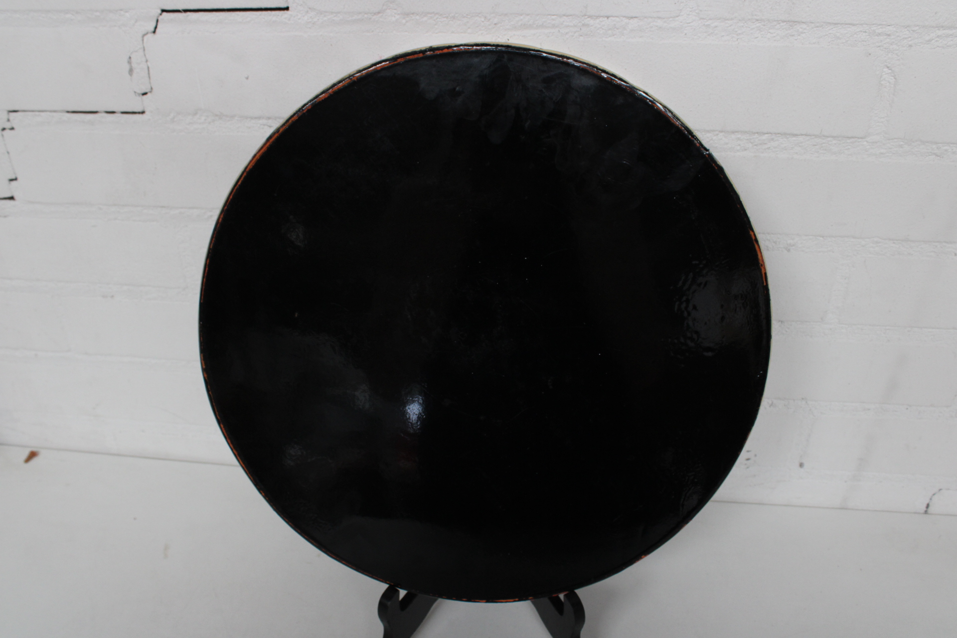 Rond dienblad met kanten inzet – foto 7 – kavel bij GSD Auctions, Zoeterwoude