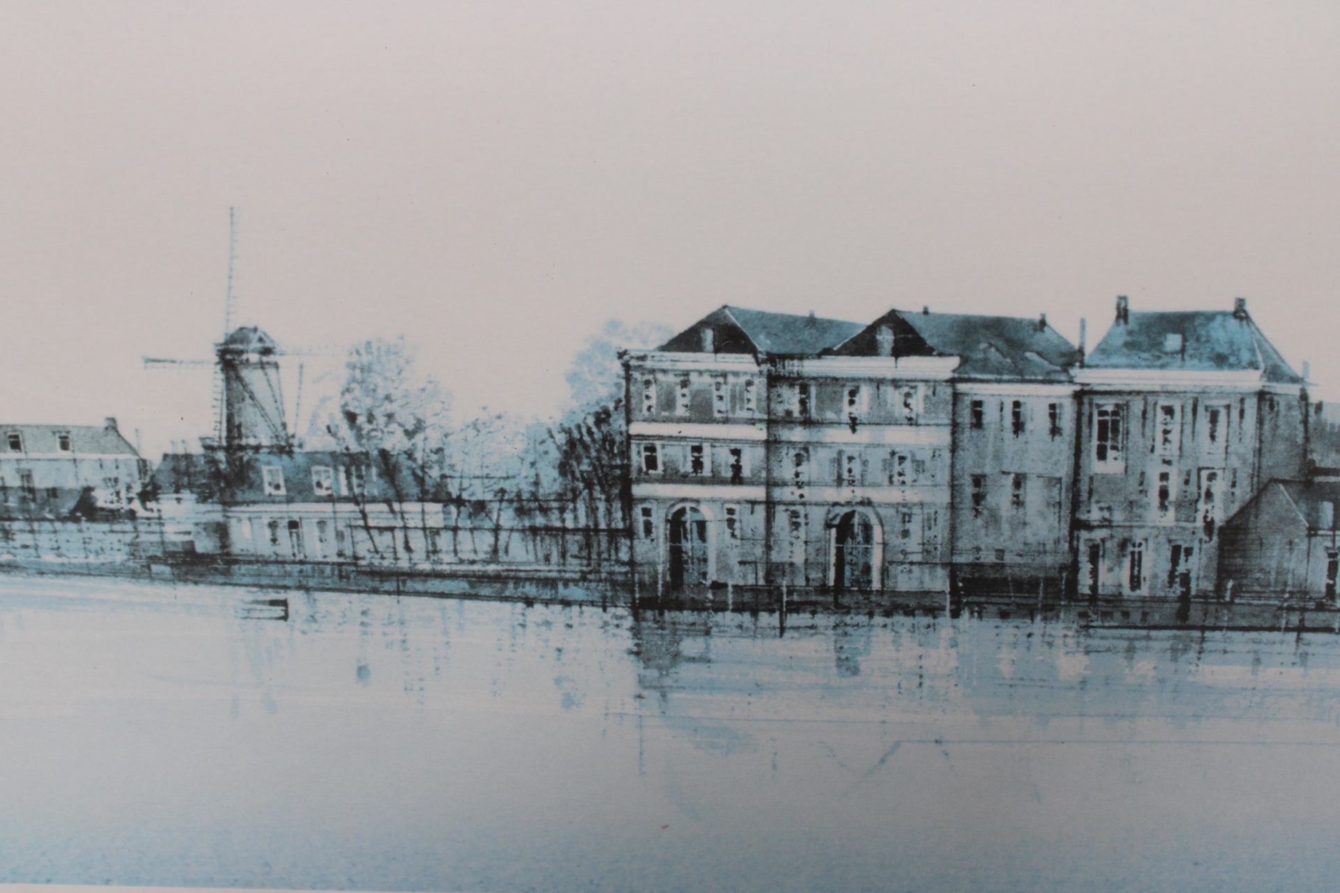 Ingelijste horizon stadsgezicht print – foto 9 – kavel bij GSD Auctions, Zoeterwoude