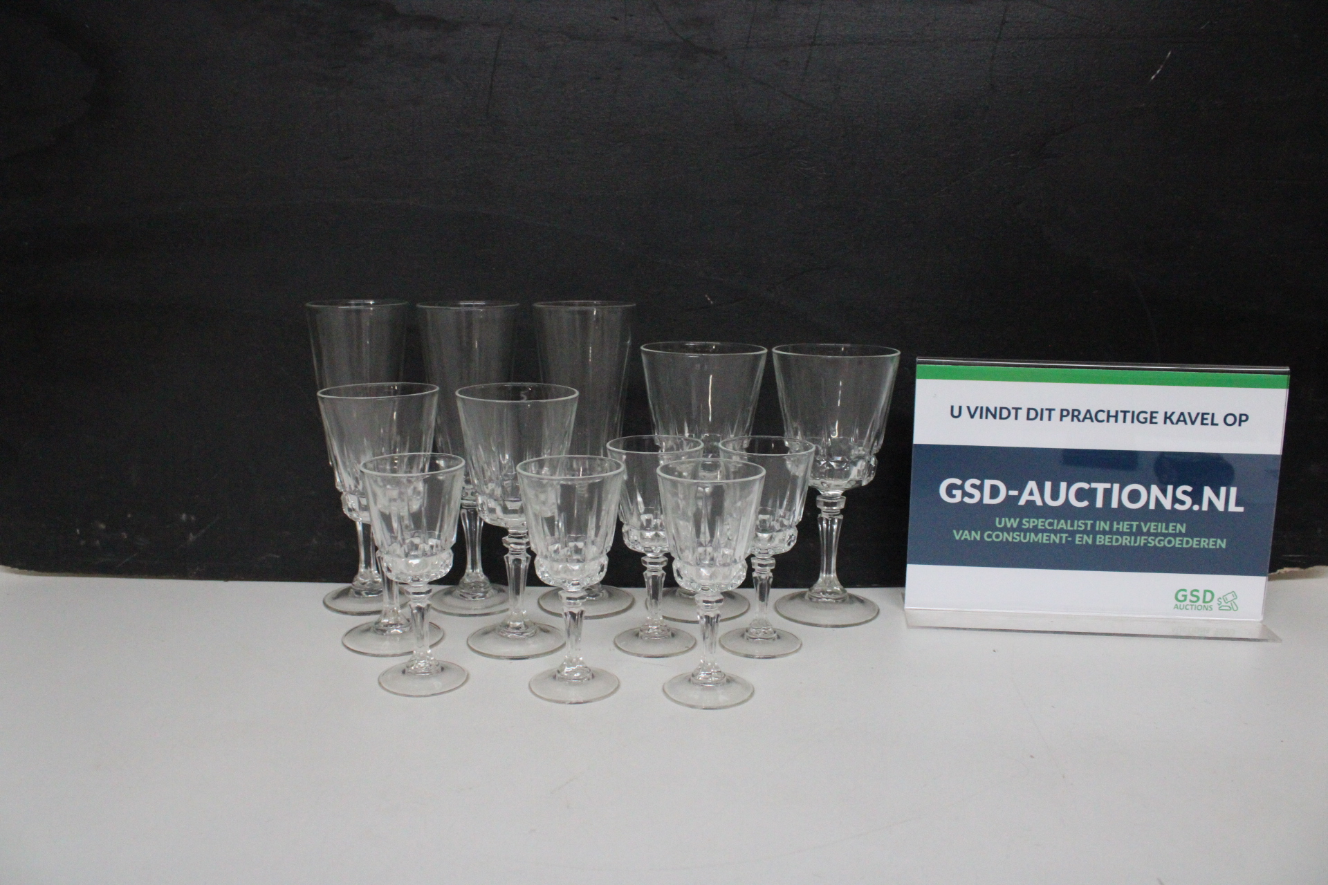 Set diverse transparante glazen – kavel bij GSD Auctions, Zoeterwoude