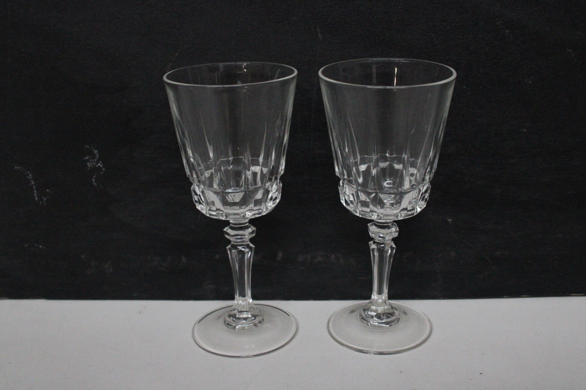 Set diverse transparante glazen – foto 5 – kavel bij GSD Auctions, Zoeterwoude