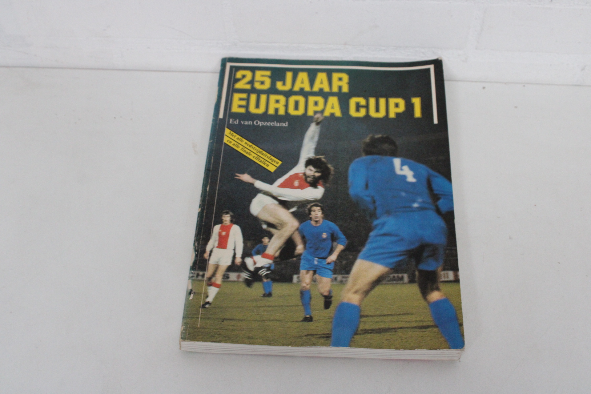 Boek '25 Jaar Europa Cup 1' door Ed van Opzeeland – foto 2 – kavel bij GSD Auctions, Zoeterwoude