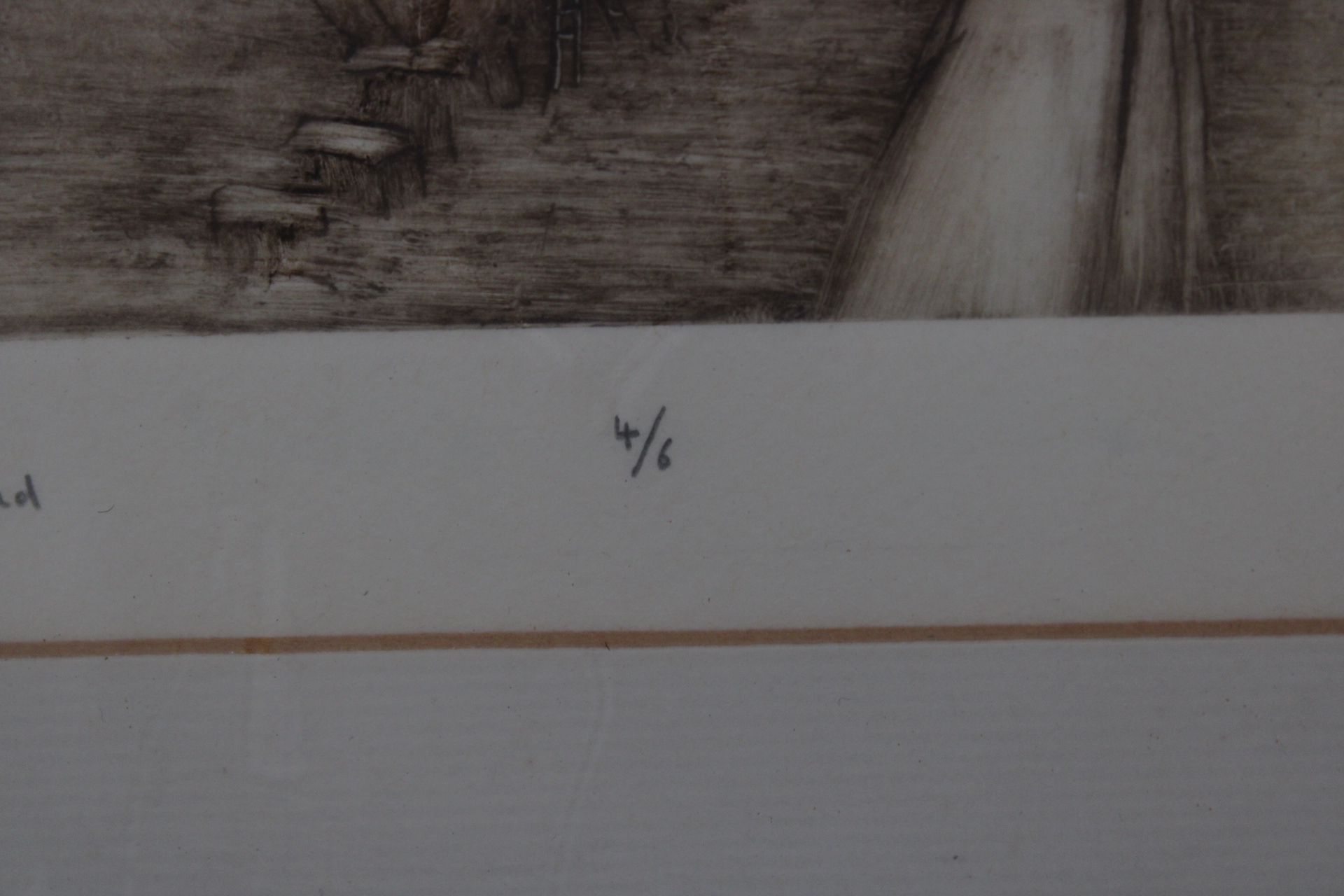 Ingelijste ets van schip in haven – foto 4 – kavel bij GSD Auctions, Zoeterwoude