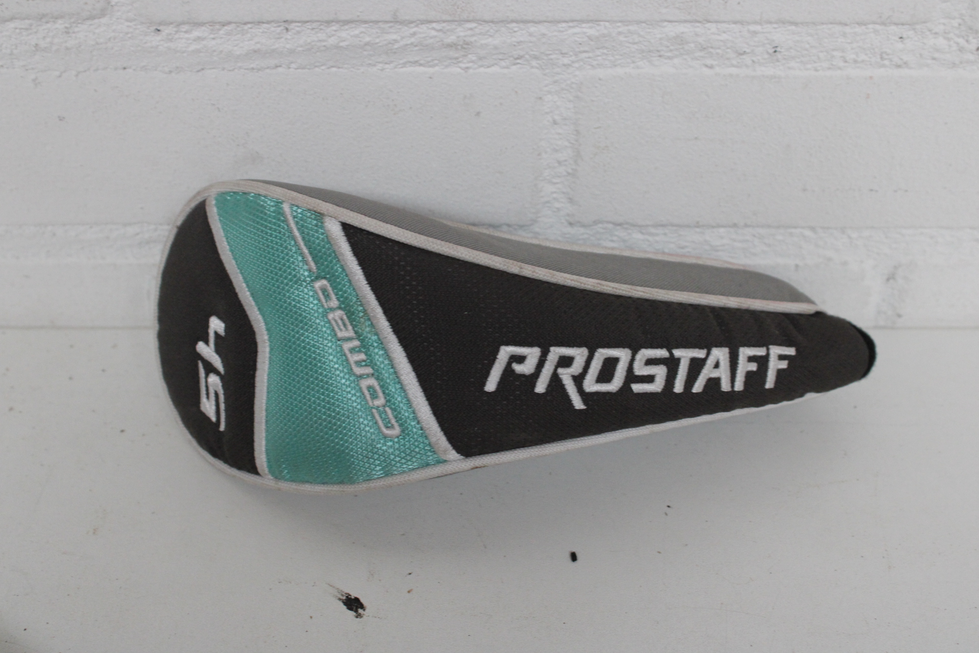 Golfclub hoofddeksels Cleveland Golf en PROSTAFF – foto 4 – kavel bij GSD Auctions, Zoeterwoude