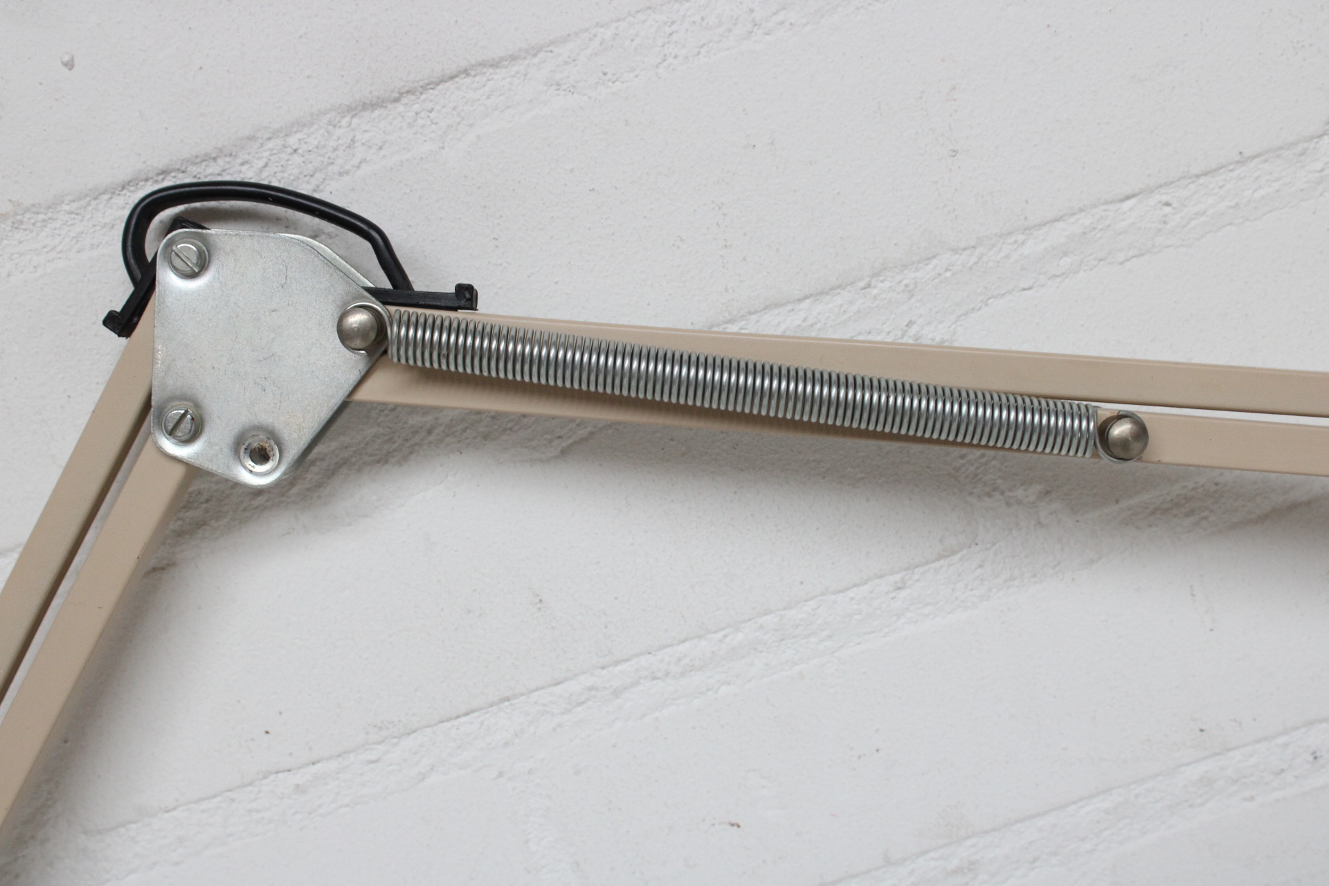 Bureaulamp met verstelbare arm en klem – foto 5 – kavel bij GSD Auctions, Zoeterwoude