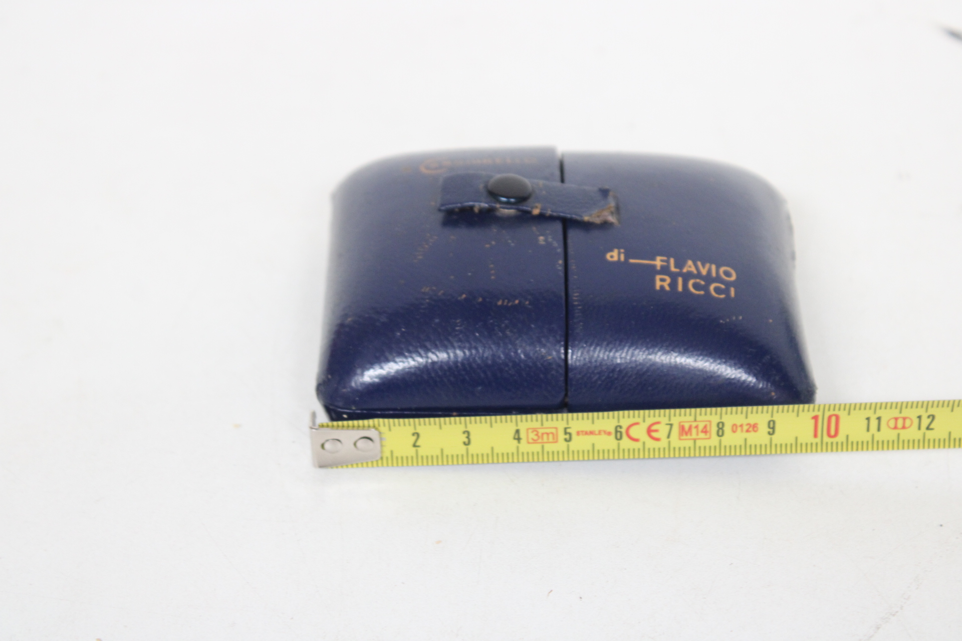Set van diverse knopen in een etui – foto 5 – kavel bij GSD Auctions, Zoeterwoude