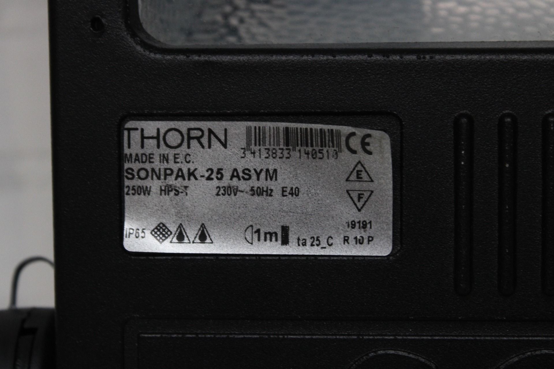 Thorn Sonpak 250W buitenlamp met lamp – foto 3 – kavel bij GSD Auctions, Zoeterwoude
