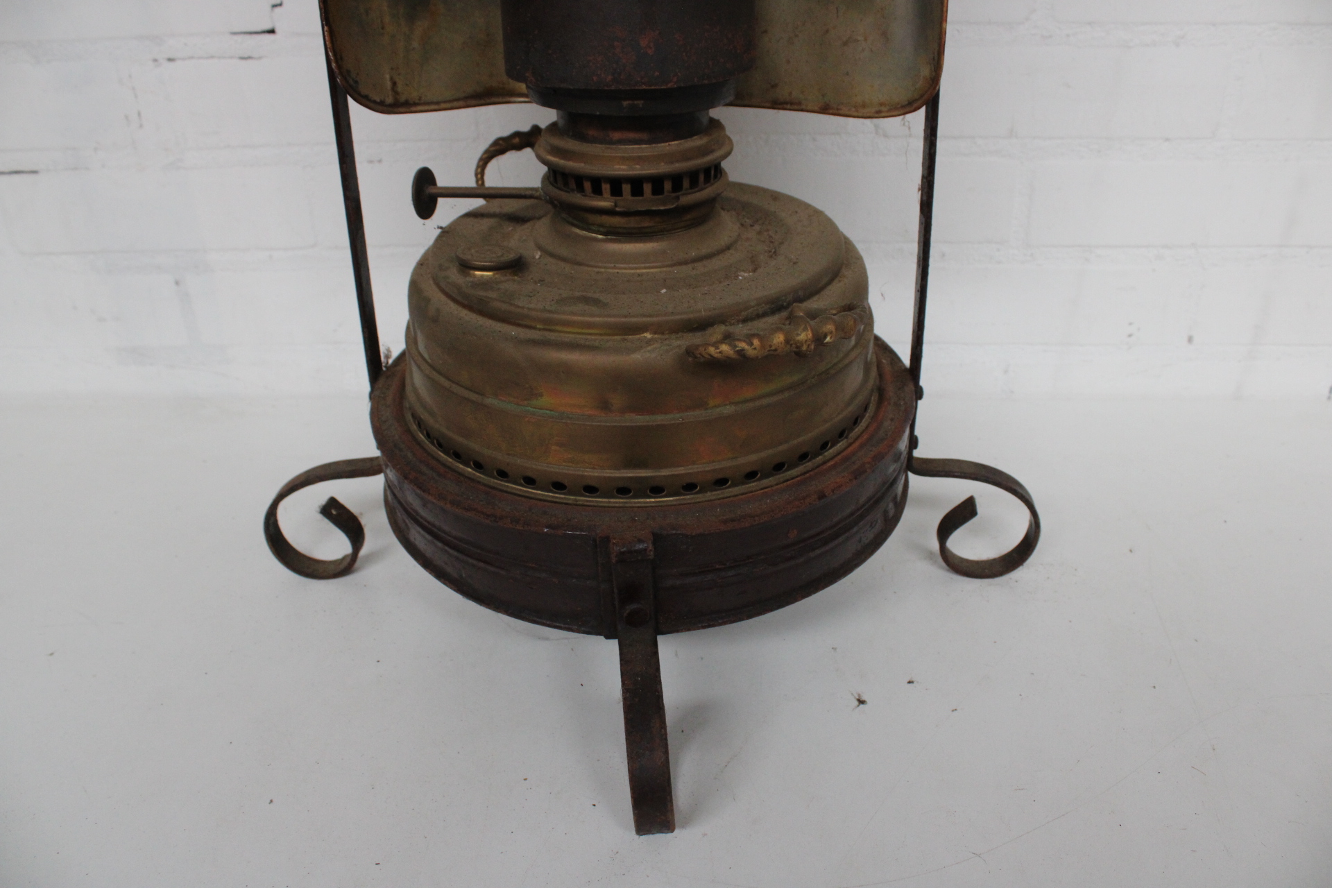 Antieke Summum petroleumlamp – foto 4 – kavel bij GSD Auctions, Zoeterwoude