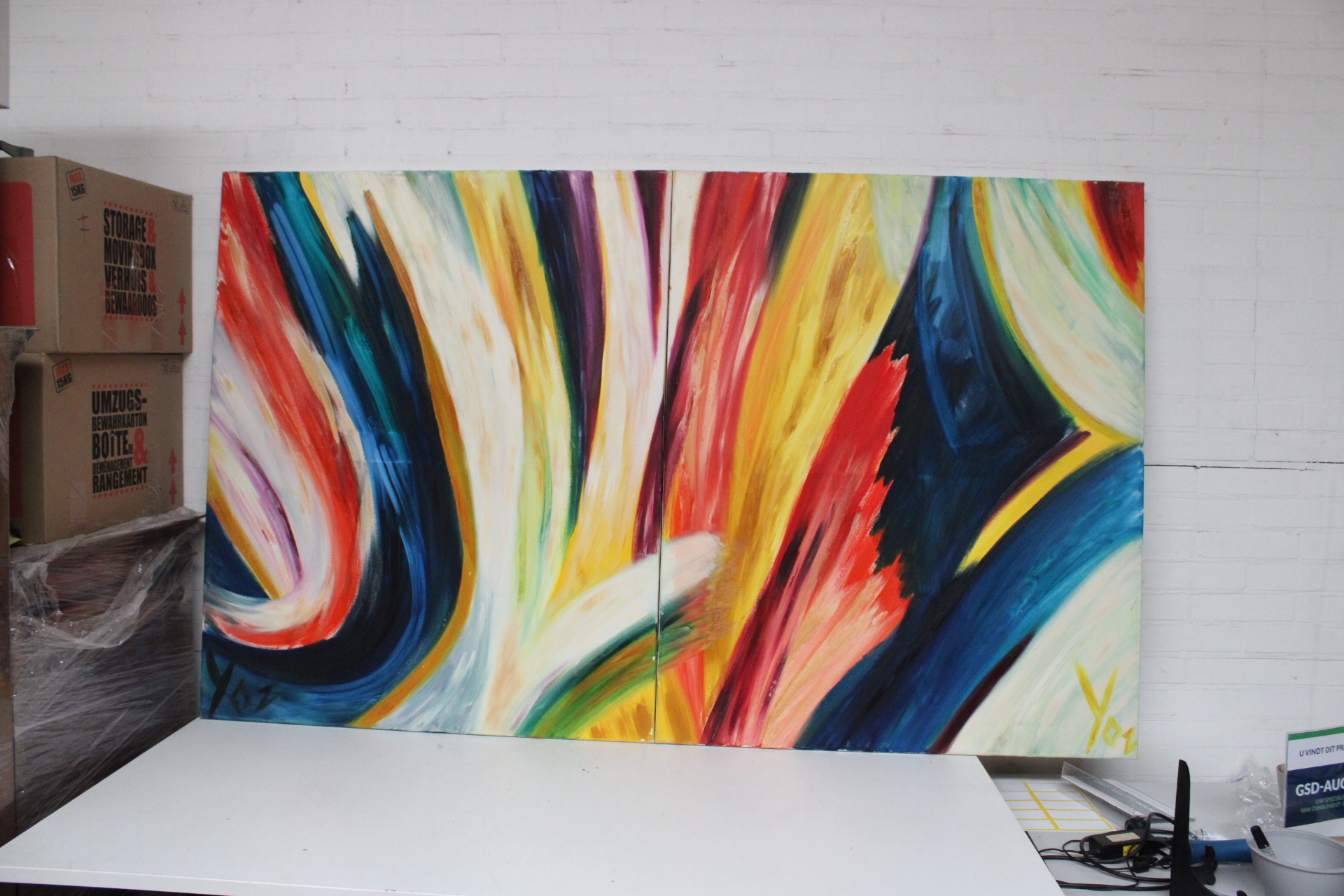 Abstract tweeluik schilderij met kleurrijke verfstreken – foto 2 – kavel bij GSD Auctions, Zoeterwoude
