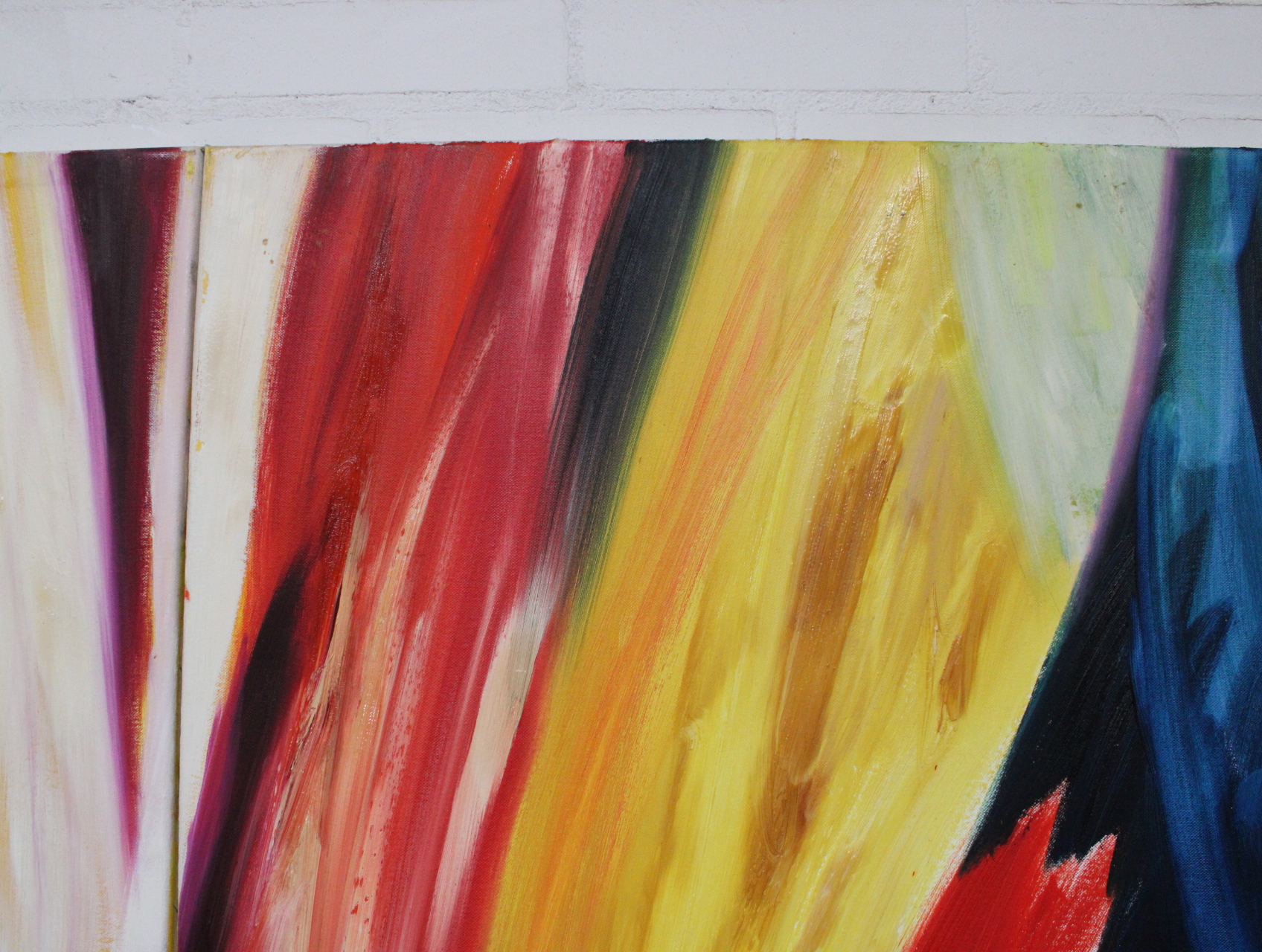 Abstract tweeluik schilderij met kleurrijke verfstreken – foto 5 – kavel bij GSD Auctions, Zoeterwoude
