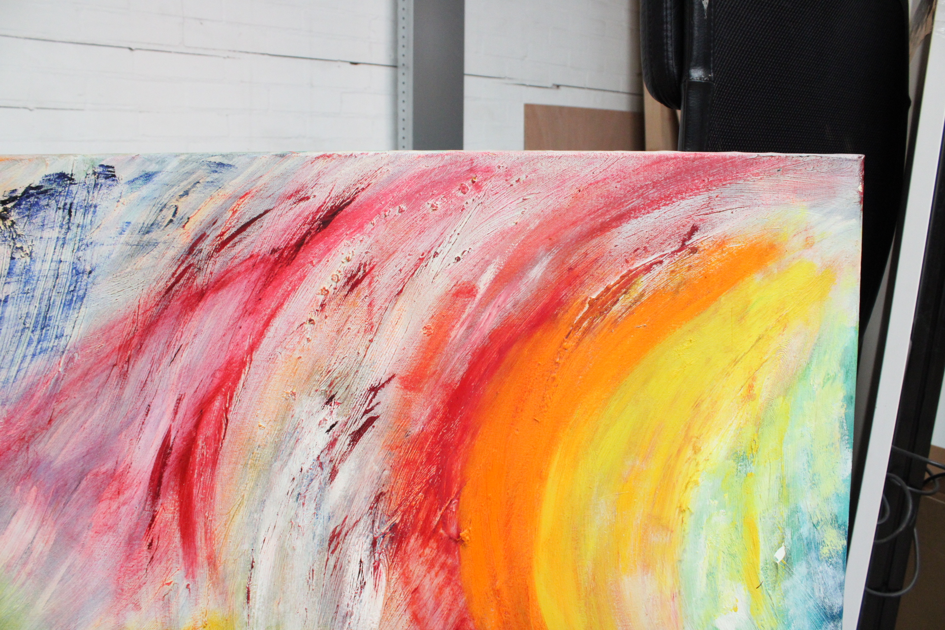 Set van drie abstracte kleurrijke schilderijen – foto 3 – kavel bij GSD Auctions, Zoeterwoude