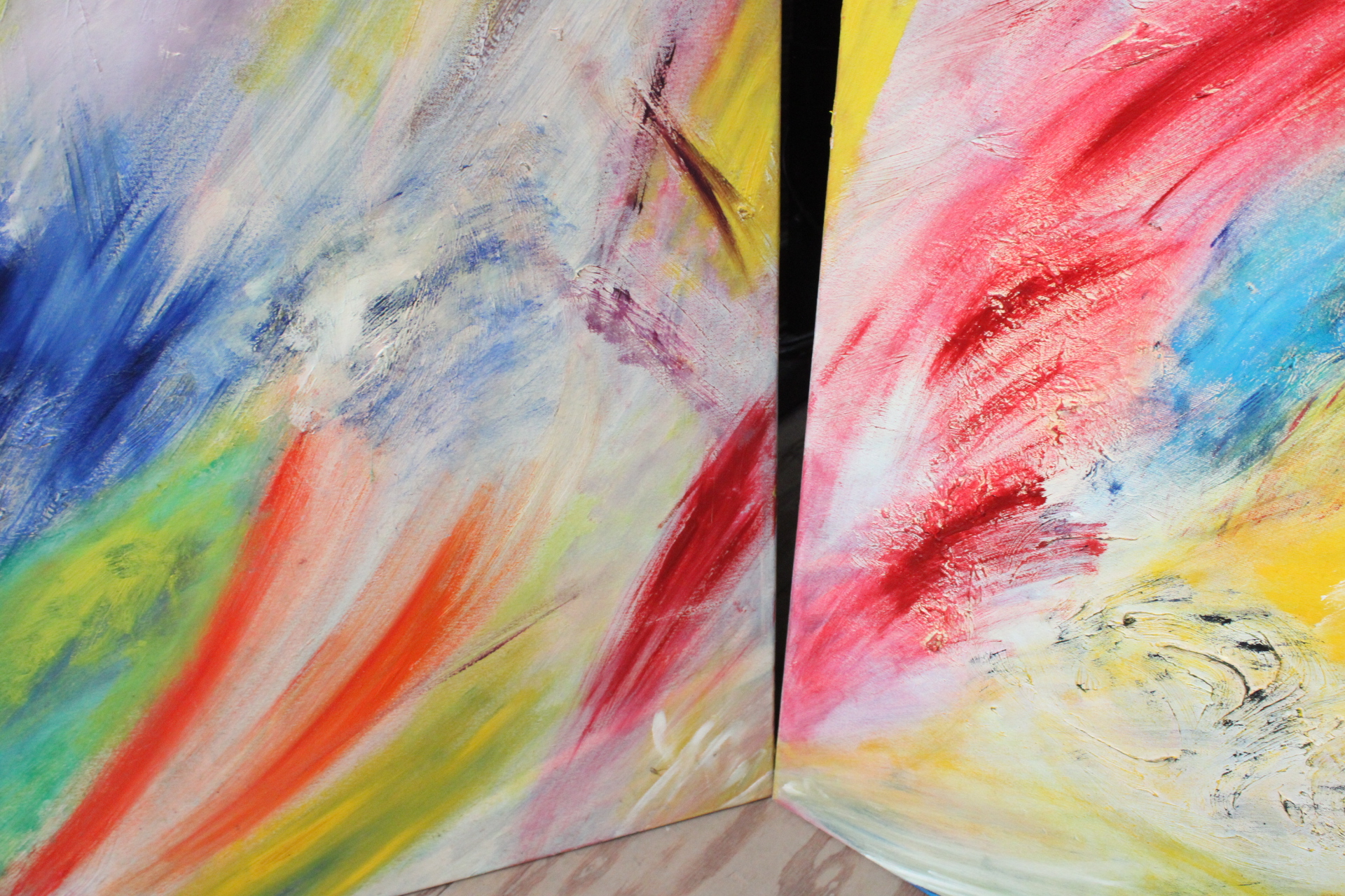 Set van drie abstracte kleurrijke schilderijen – foto 10 – kavel bij GSD Auctions, Zoeterwoude