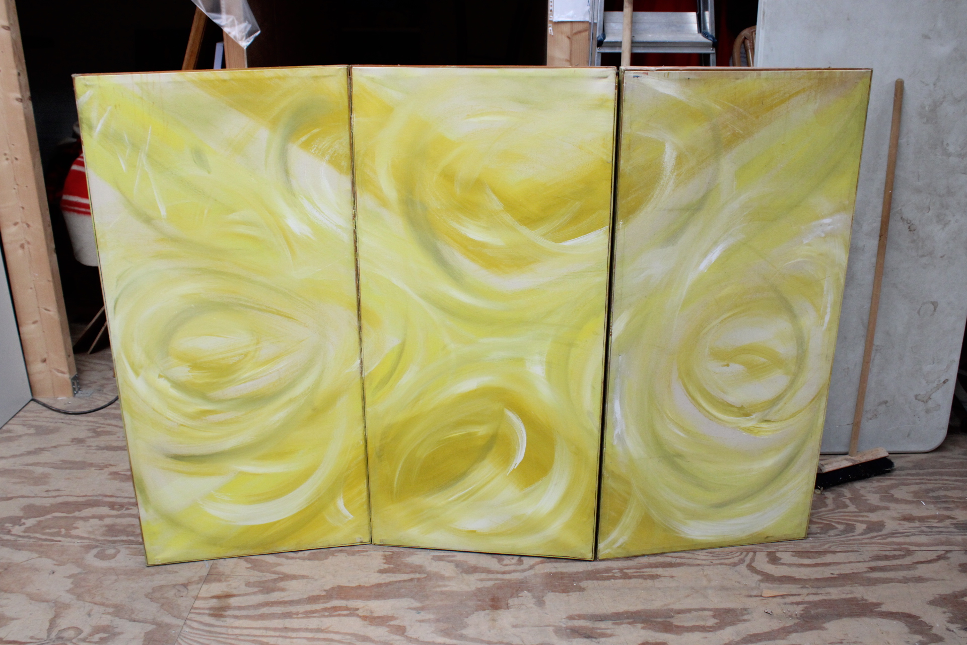 Abstract drieluik schilderij – foto 9 – kavel bij GSD Auctions, Zoeterwoude