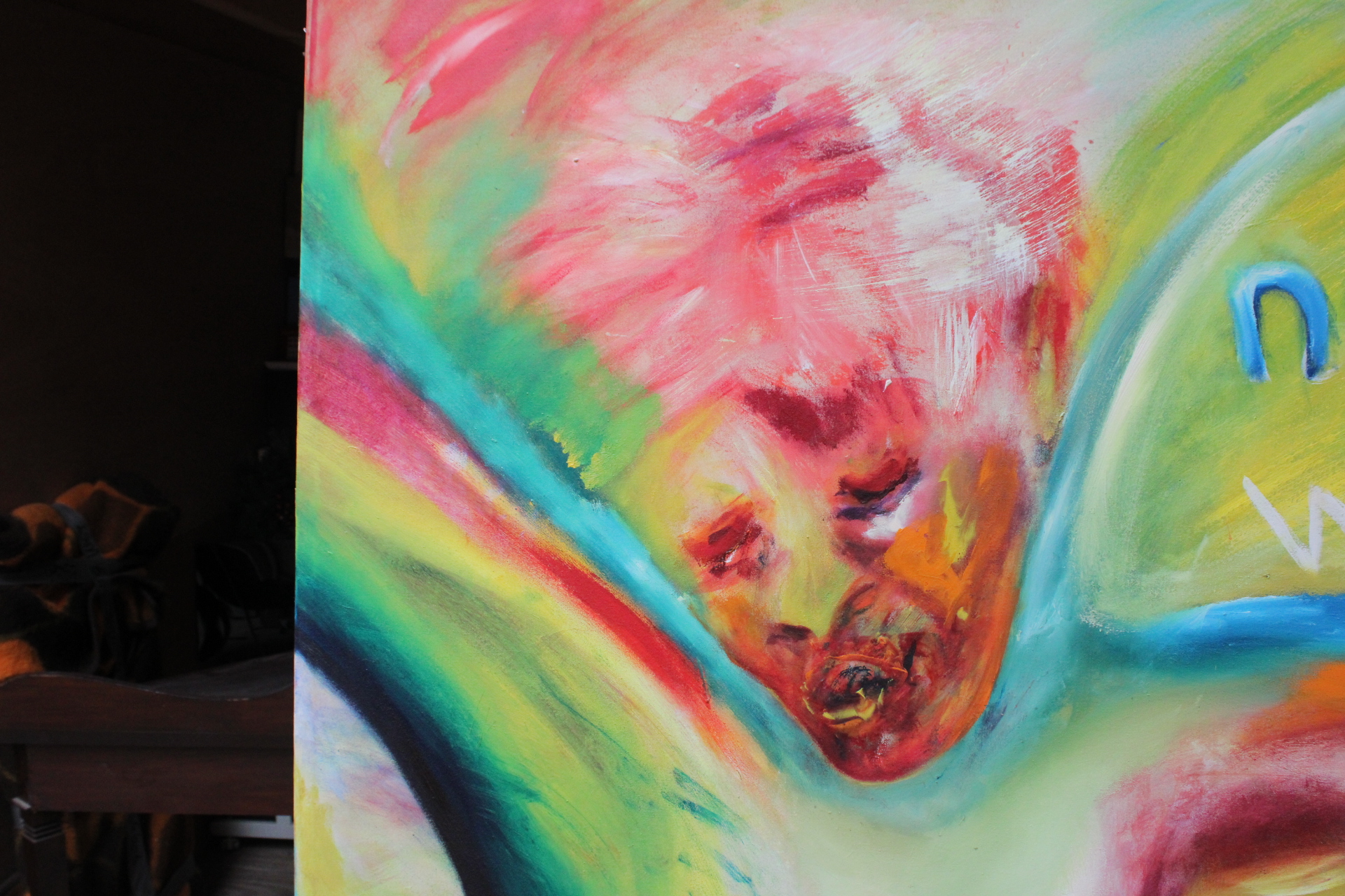 Abstract schilderij met vrouwelijke figuur en kleurrijke accenten – foto 6 – kavel bij GSD Auctions, Zoeterwoude