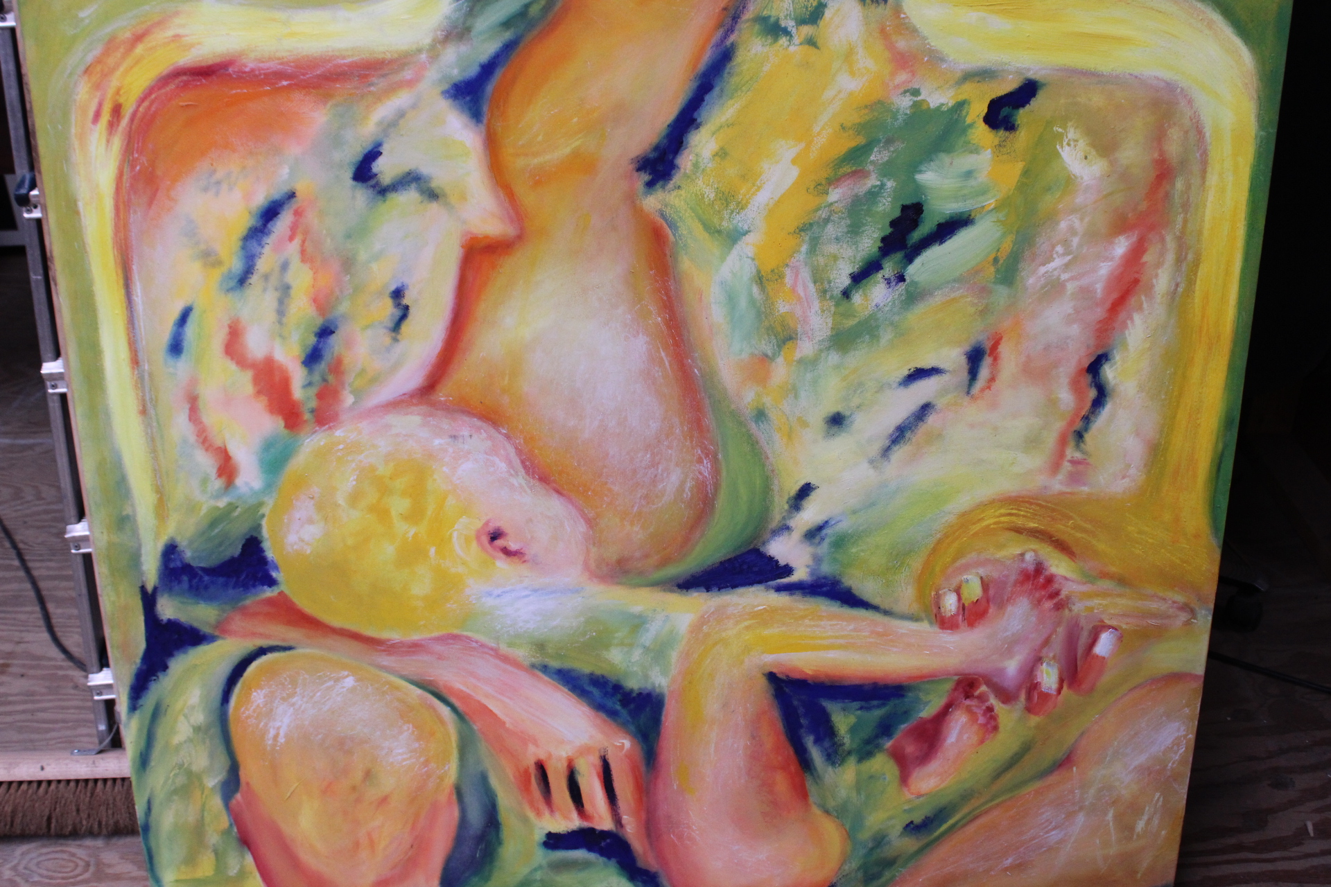 Groot modern kleurenrijk schilderij van een zittende vrouw – foto 5 – kavel bij GSD Auctions, Zoeterwoude