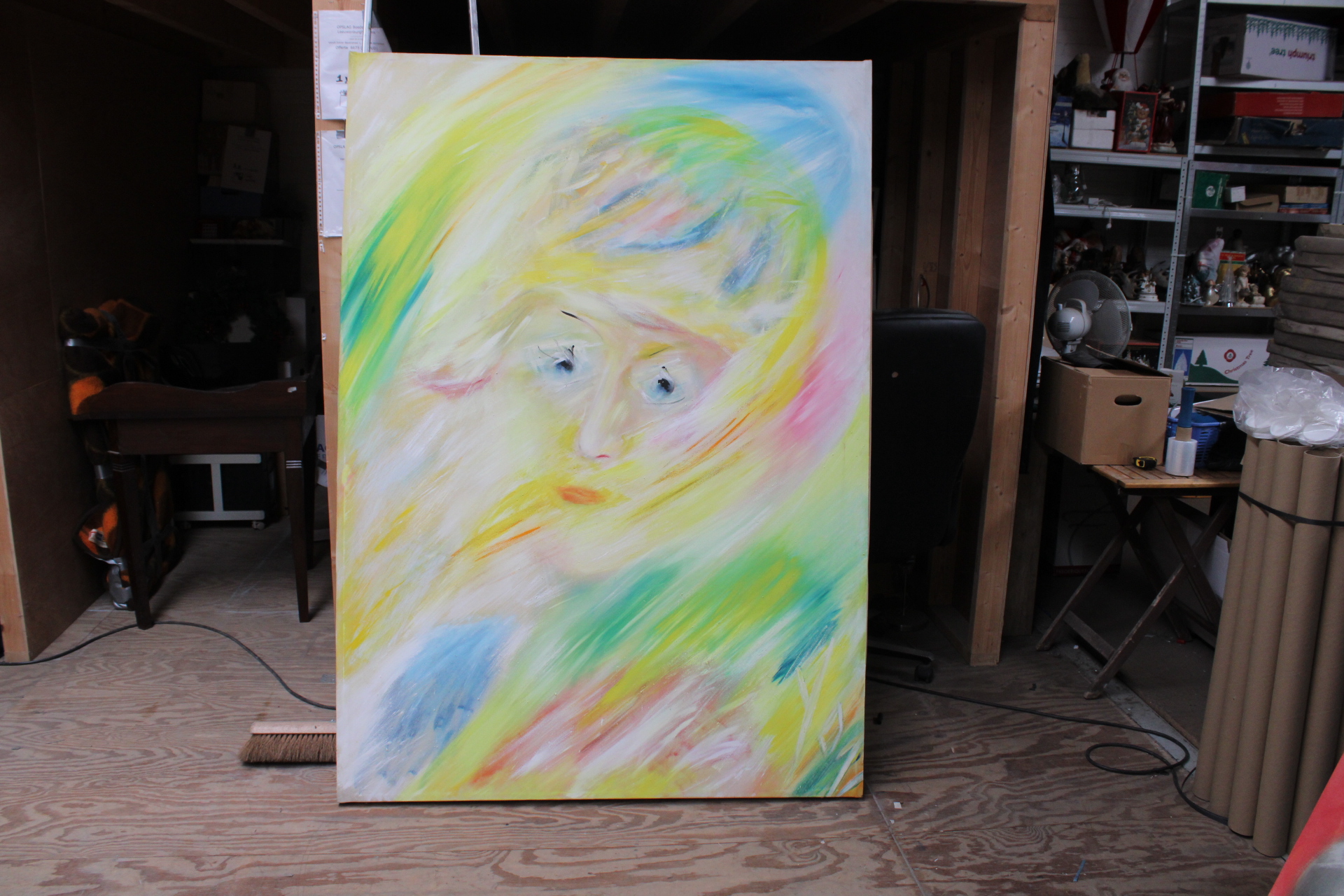 Abstract schilderij van hoofd met pastelkleuren – foto 2 – kavel bij GSD Auctions, Zoeterwoude