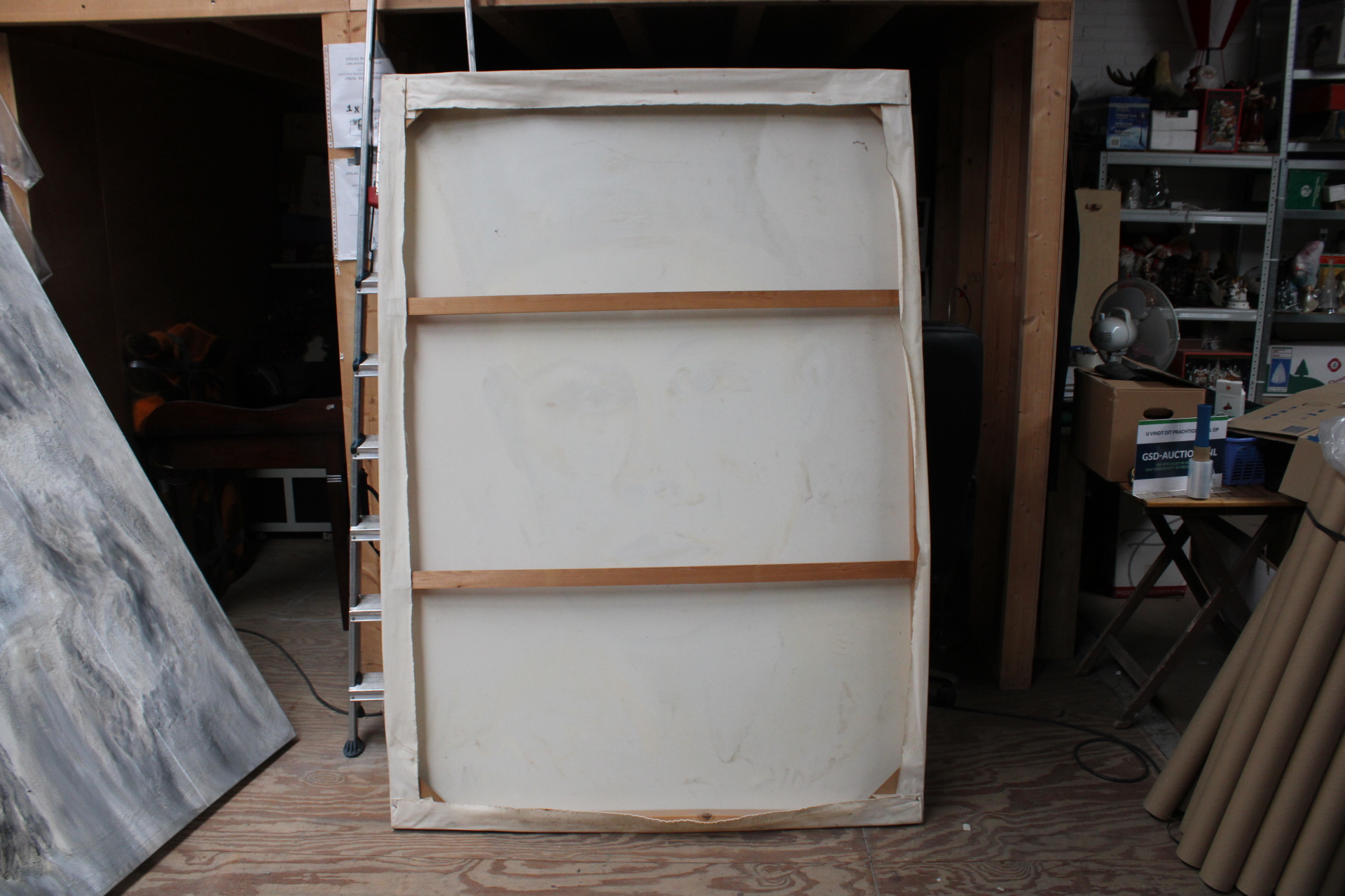 Groot modern schilderij met gezicht en blauwe hoed – foto 8 – kavel bij GSD Auctions, Zoeterwoude