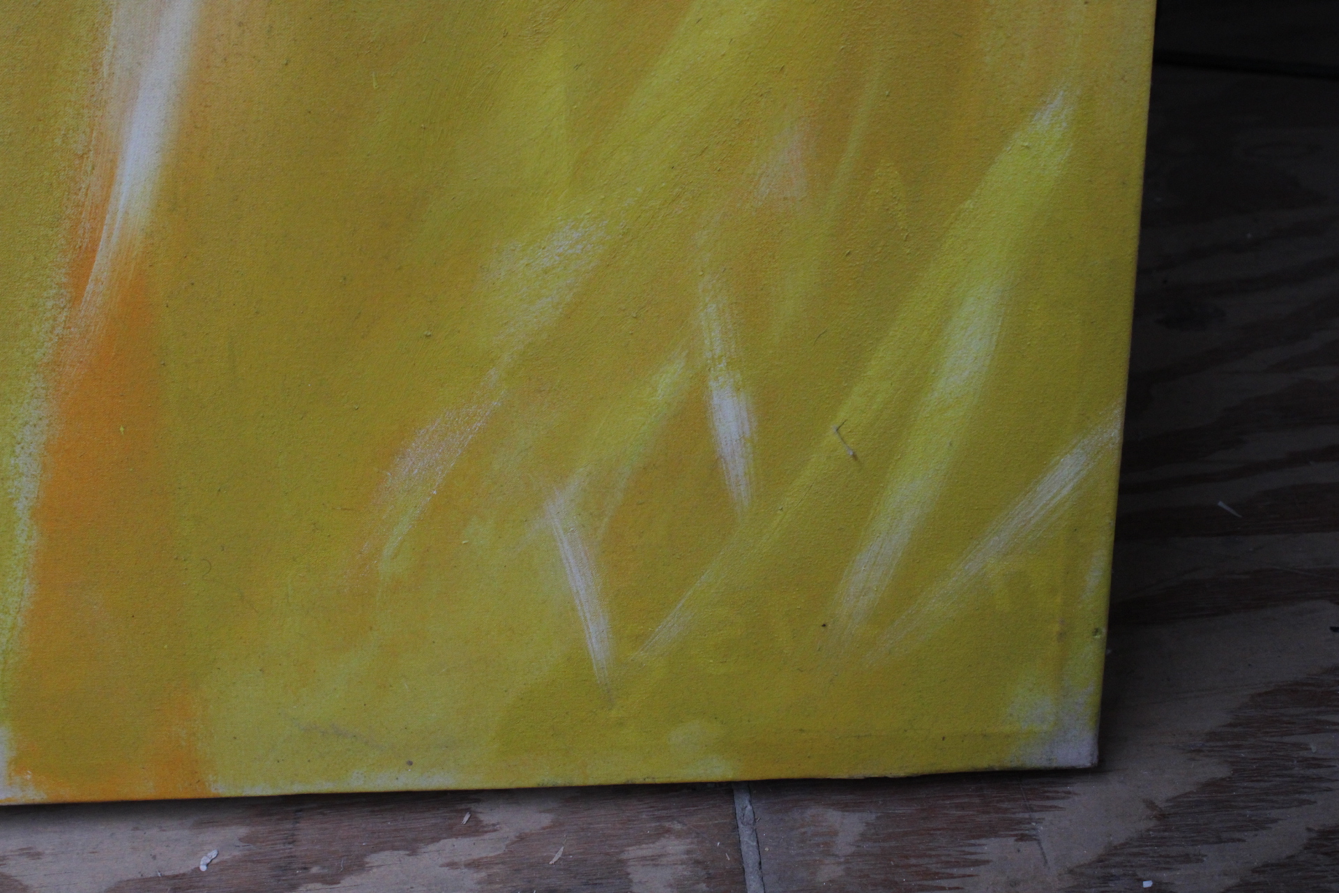 Schilderij vrouw met hoed in gele en oranje tinten – foto 3 – kavel bij GSD Auctions, Zoeterwoude