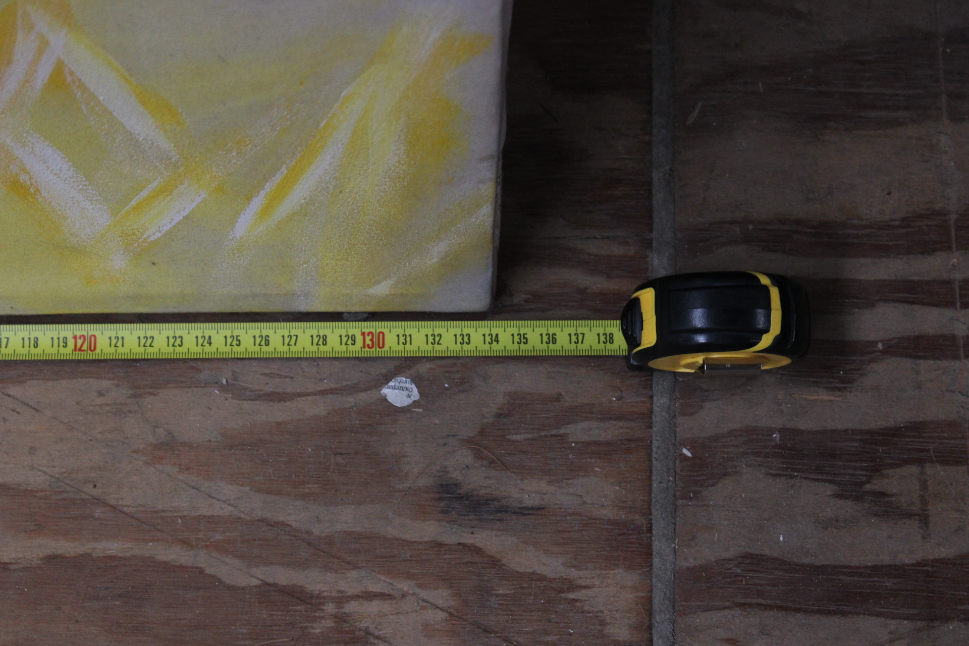 Abstract portretschilderij in geel en wit – foto 9 – kavel bij GSD Auctions, Zoeterwoude