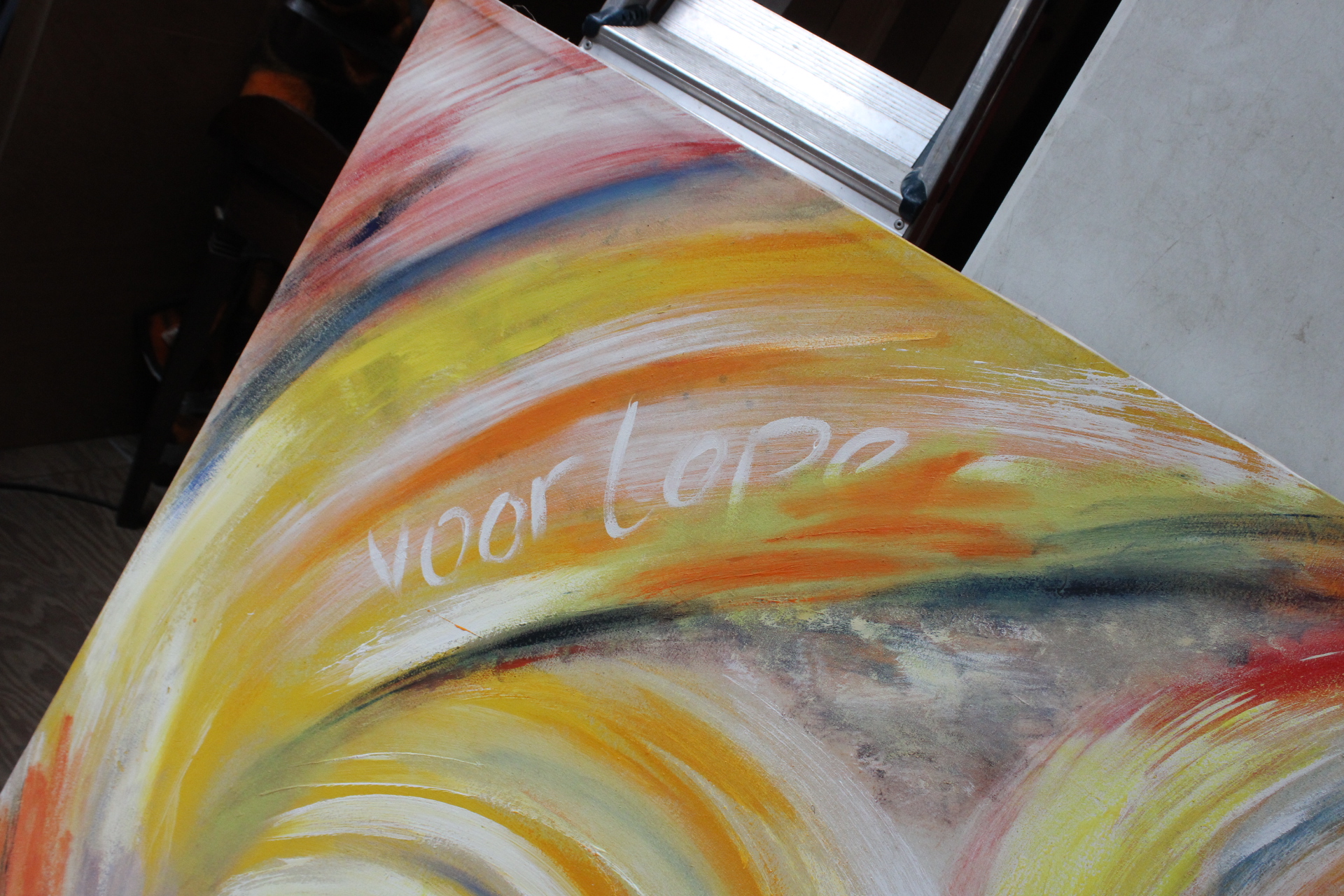 Abstract schilderij met spiralen en tekst – foto 5 – kavel bij GSD Auctions, Zoeterwoude