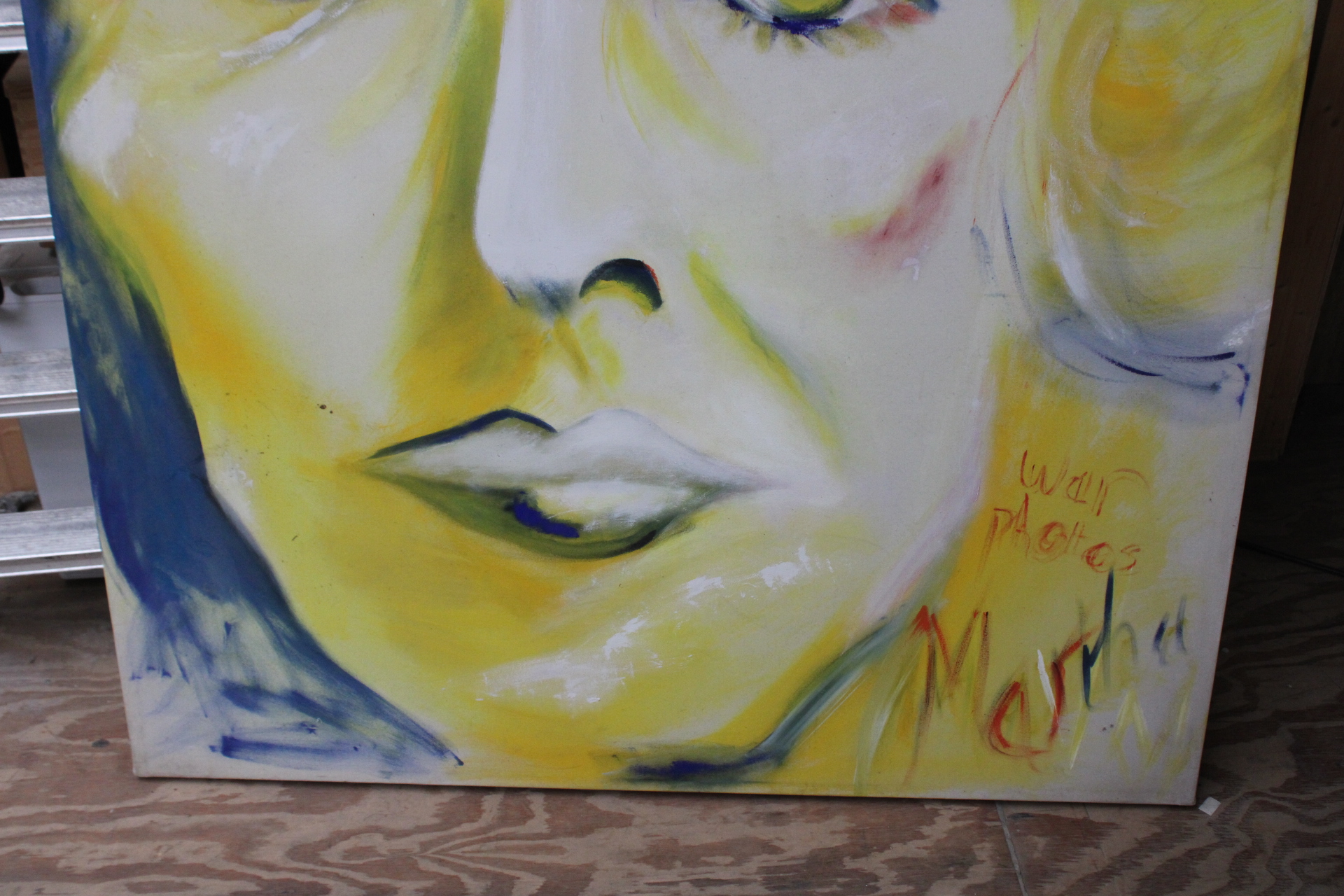 Abstracte portretschildering met gele en blauwe tinten – foto 6 – kavel bij GSD Auctions, Zoeterwoude