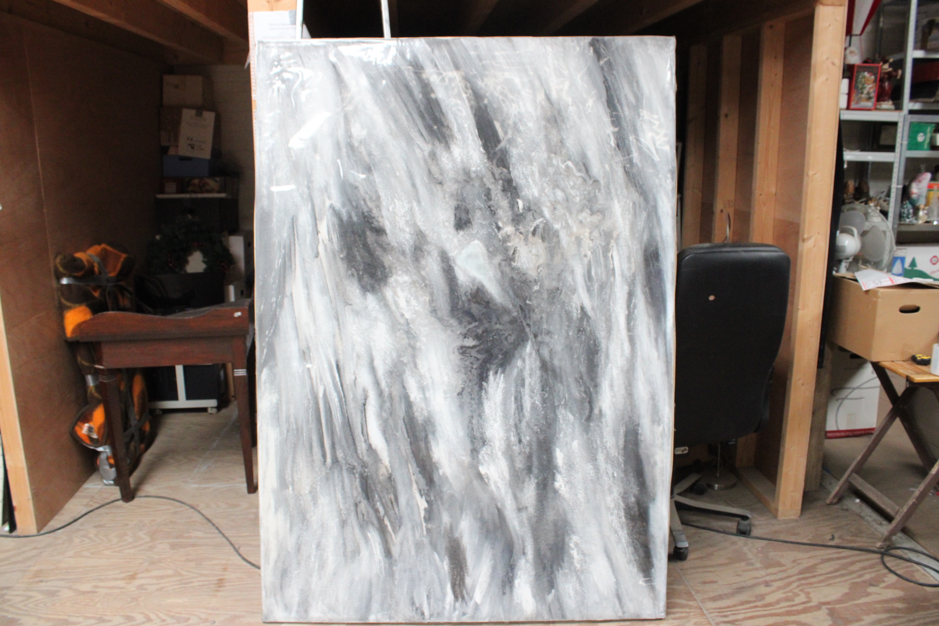 Abstract grijs-wit schilderij – foto 2 – kavel bij GSD Auctions, Zoeterwoude