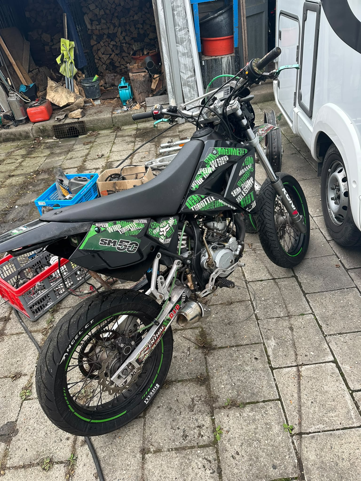 CPI SM50 2007 | 2x Kenteken + onderdelen | 50/80 cc project – veiling bij GSD Auctions, Zoeterwoude
