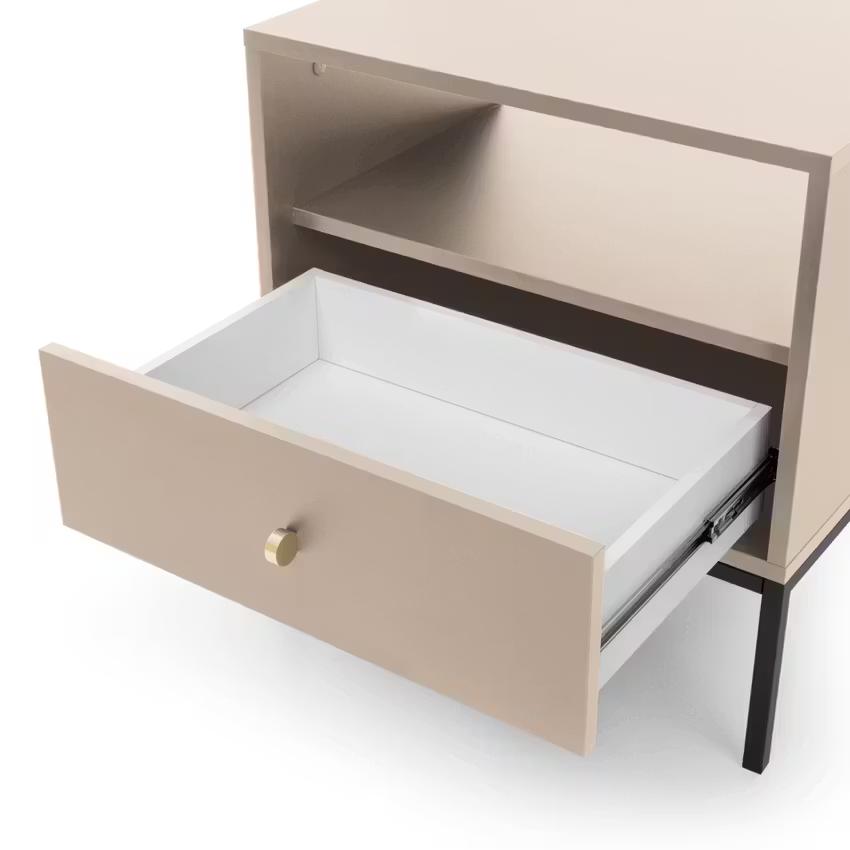 Monne beige nachtkastje – foto 4 – kavel bij GSD Auctions, Zoeterwoude