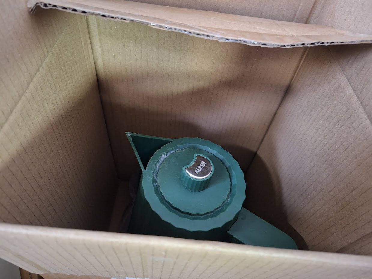 Grote Doos met Defecte FONQ Retouren – foto 7 – kavel bij GSD Auctions, Zoeterwoude