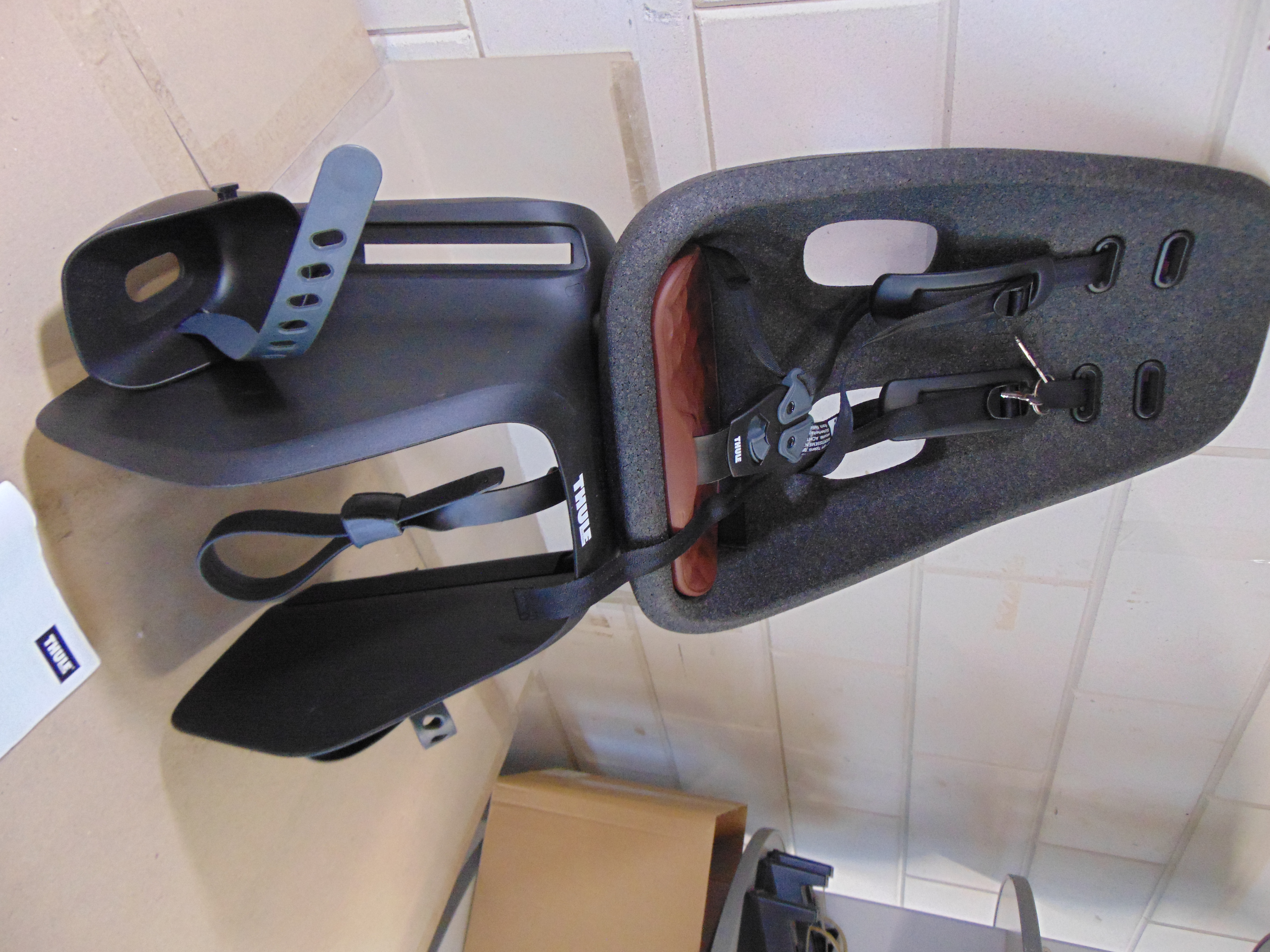 Thule Yepp fietsstoeltje – foto 2 – kavel bij GSD Auctions, Zoeterwoude