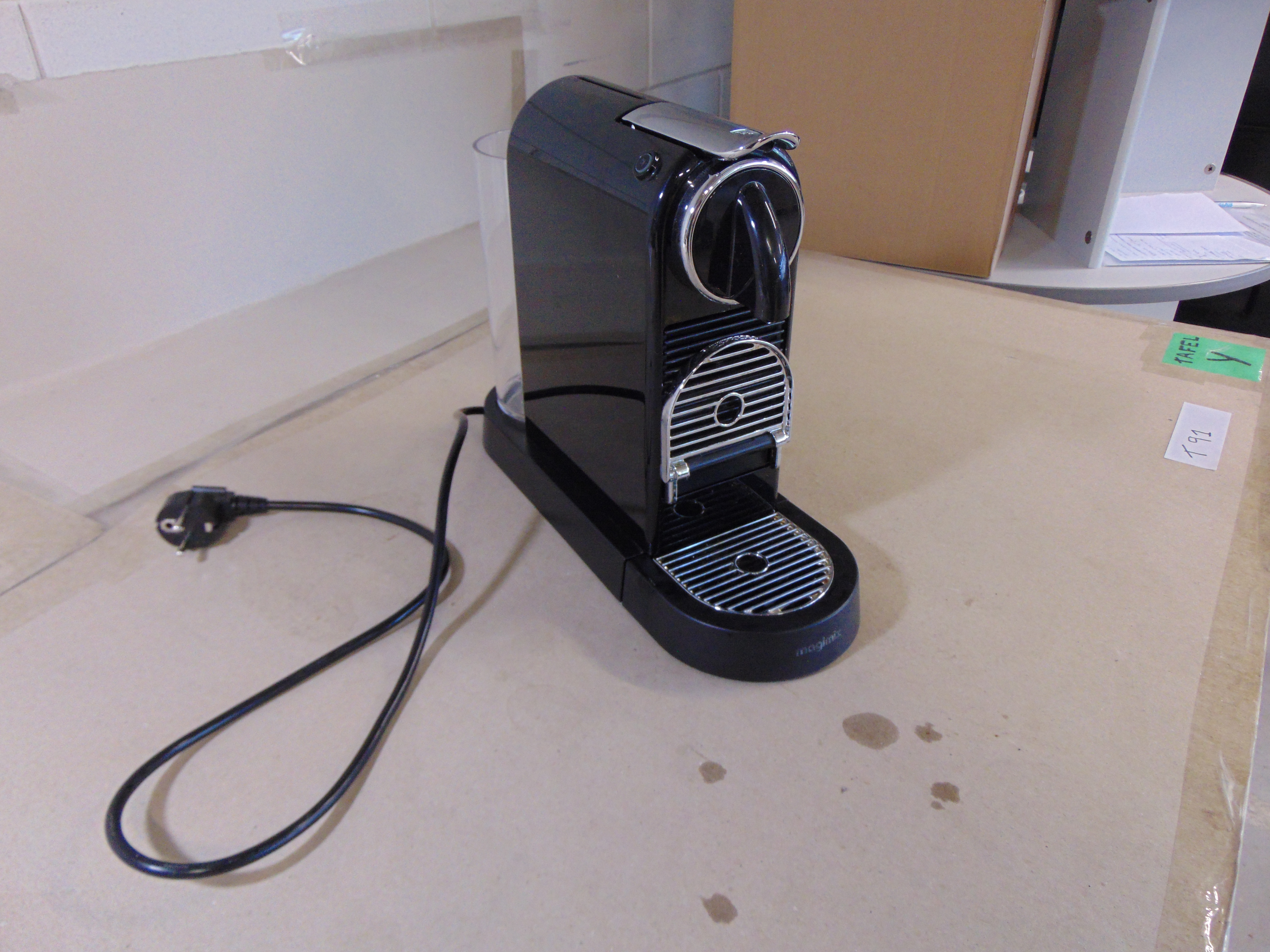 Magimix Citiz Black 11315B Nespressomachine – foto 3 – kavel bij GSD Auctions, Zoeterwoude
