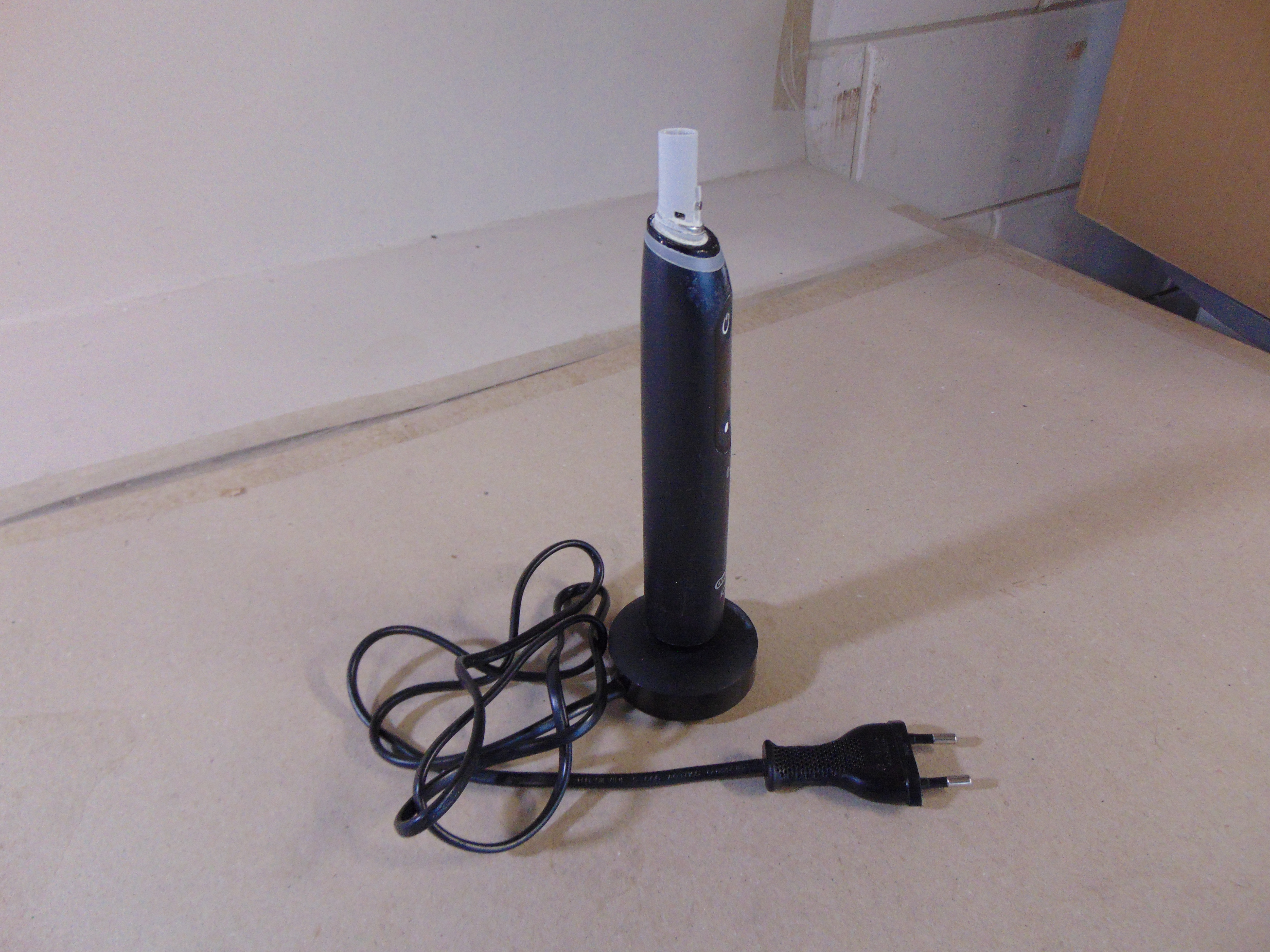Oral-B iO 8 Black Elektrische tandenborstel – foto 2 – kavel bij GSD Auctions, Zoeterwoude