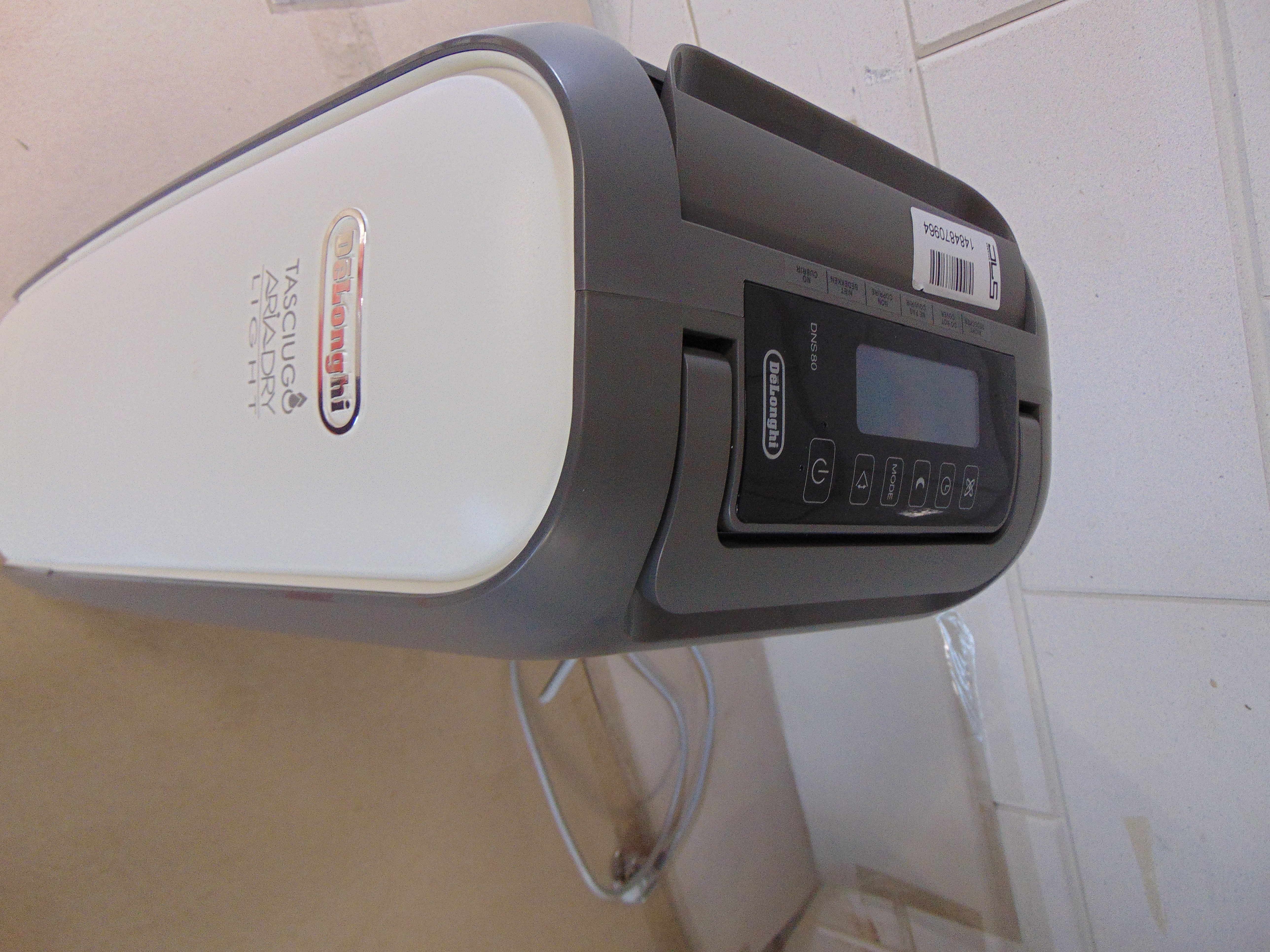 Delonghi Tasciugo AriaDry Light DNS80 Luchtontvochtiger – foto 3 – kavel bij GSD Auctions, Zoeterwoude