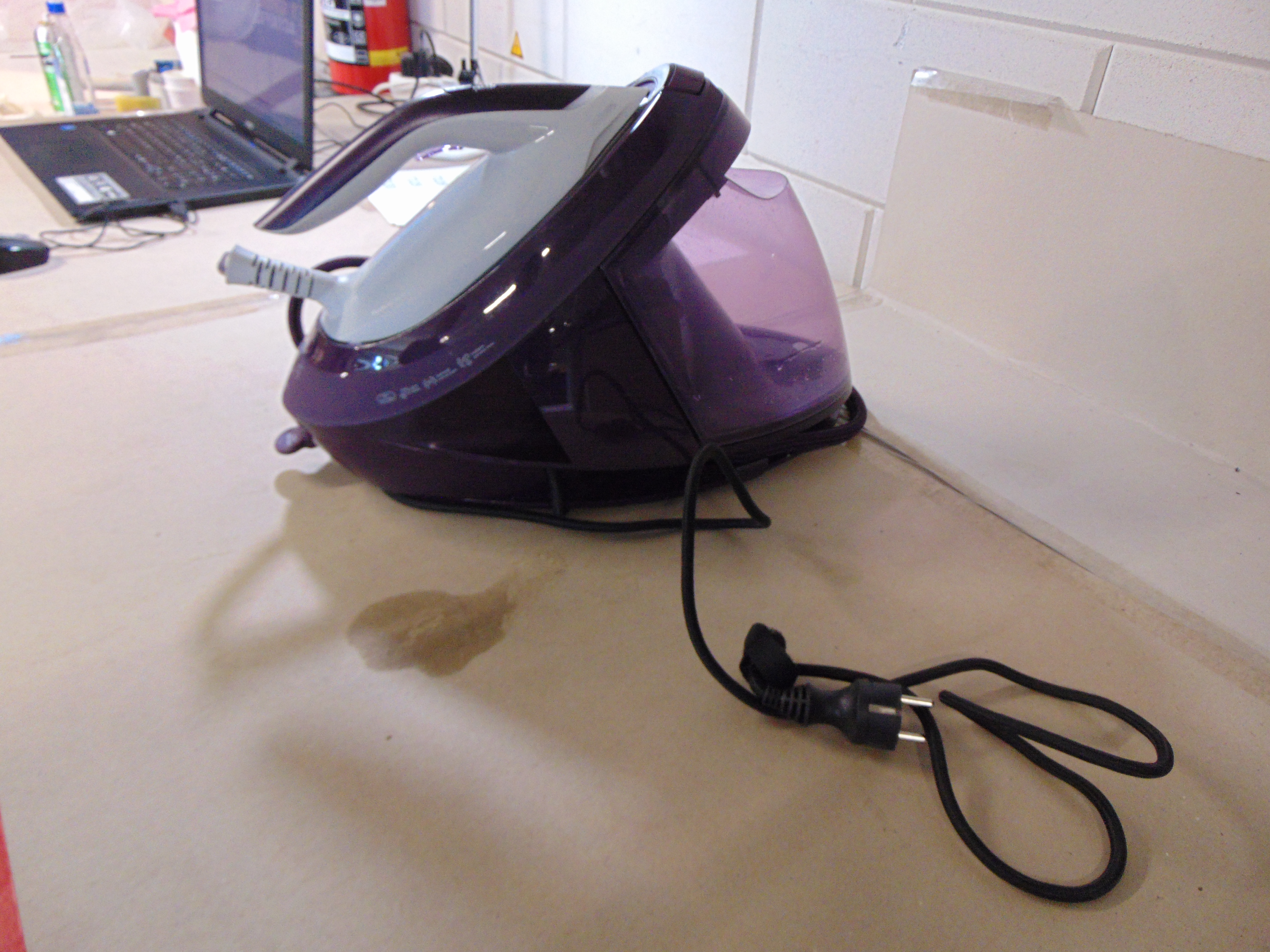 Philips PSG8050/30 PerfectCare 8000 Series Stoomgenerator – foto 2 – kavel bij GSD Auctions, Zoeterwoude