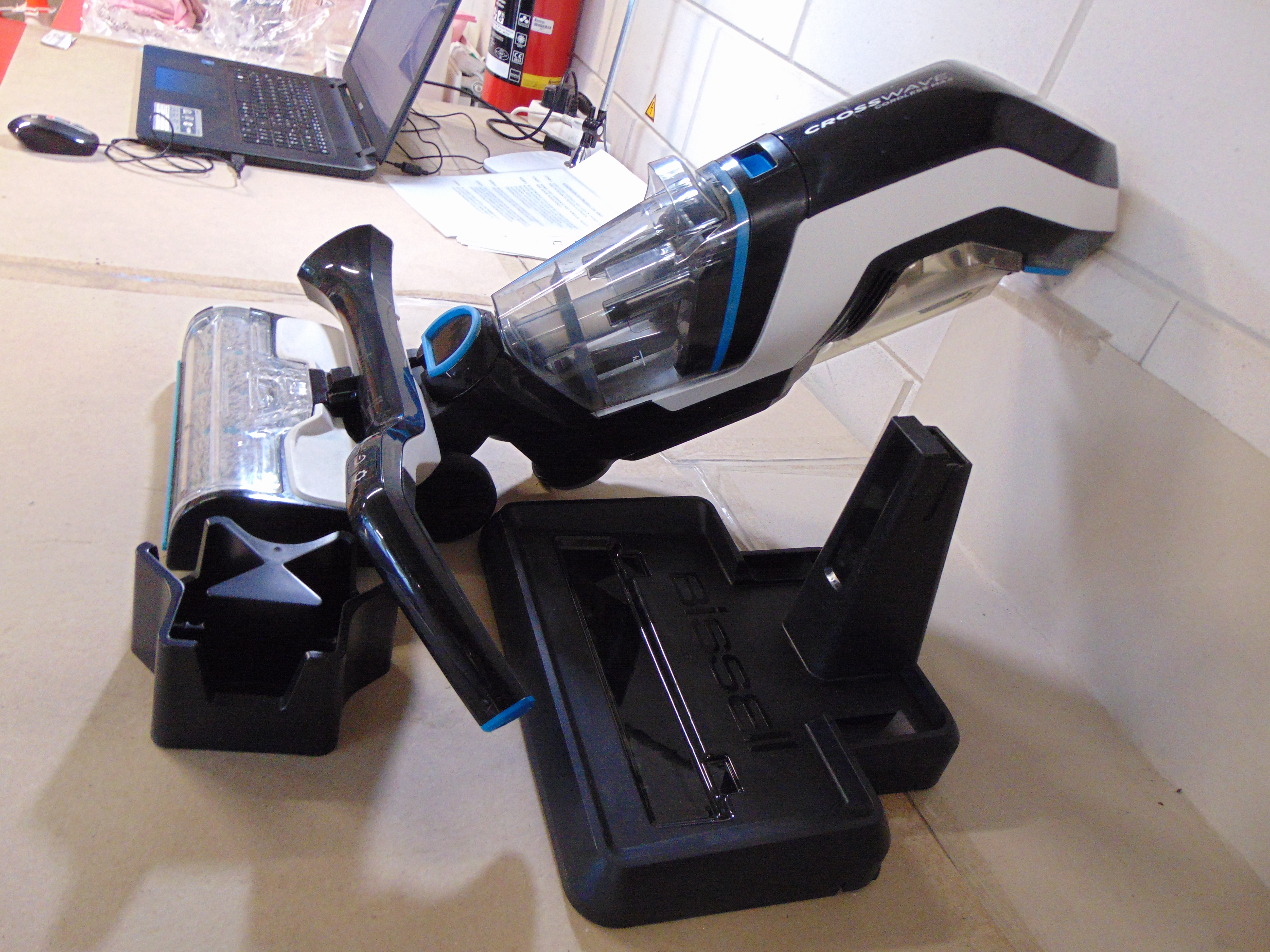 Bissell 2765N CrossWave Cordless Max 3-in-1 Vloerreiniger – foto 3 – kavel bij GSD Auctions, Zoeterwoude