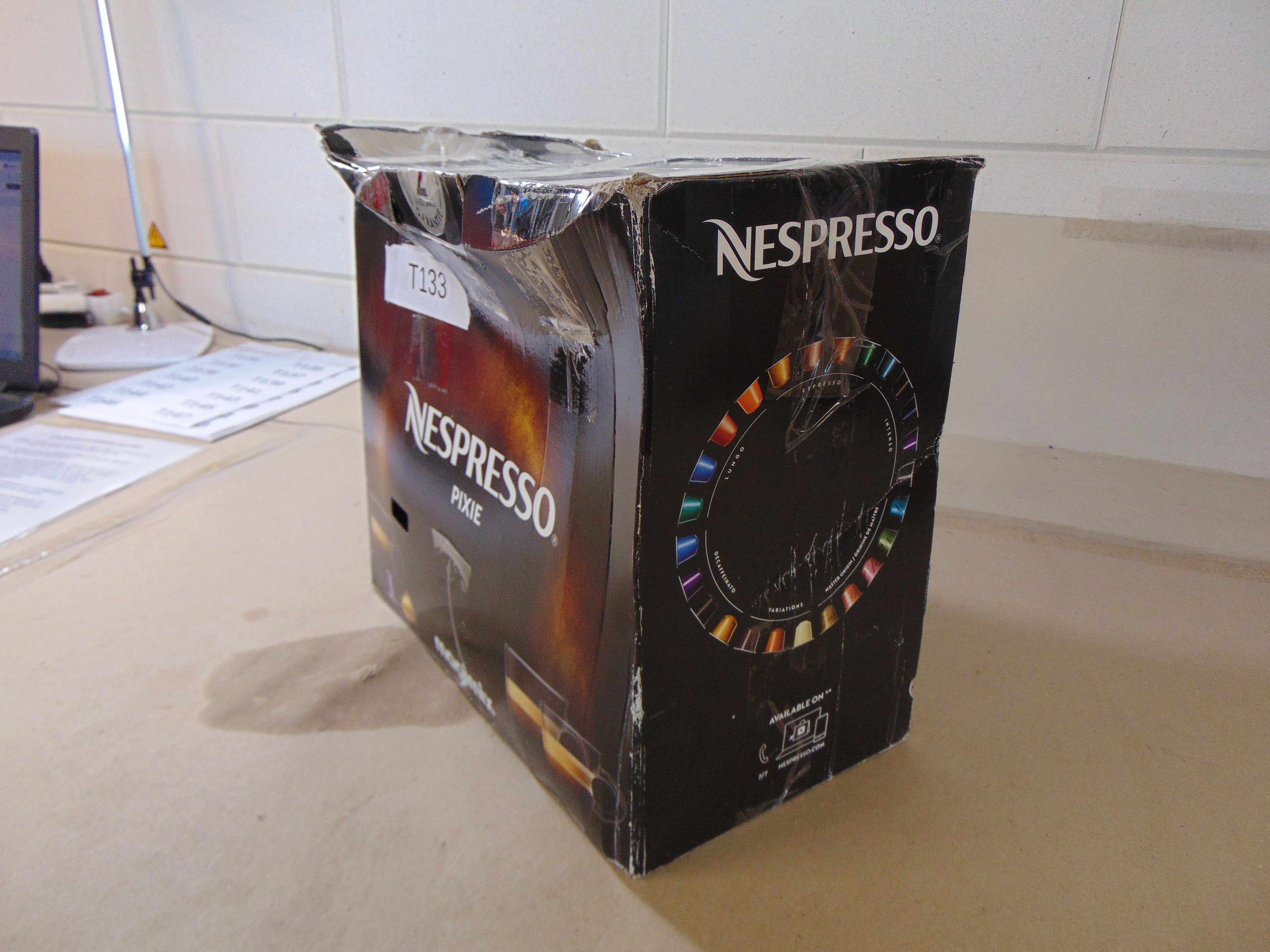 Magimix Pixie M112 Metal Grey Nespressomachine – foto 5 – kavel bij GSD Auctions, Zoeterwoude