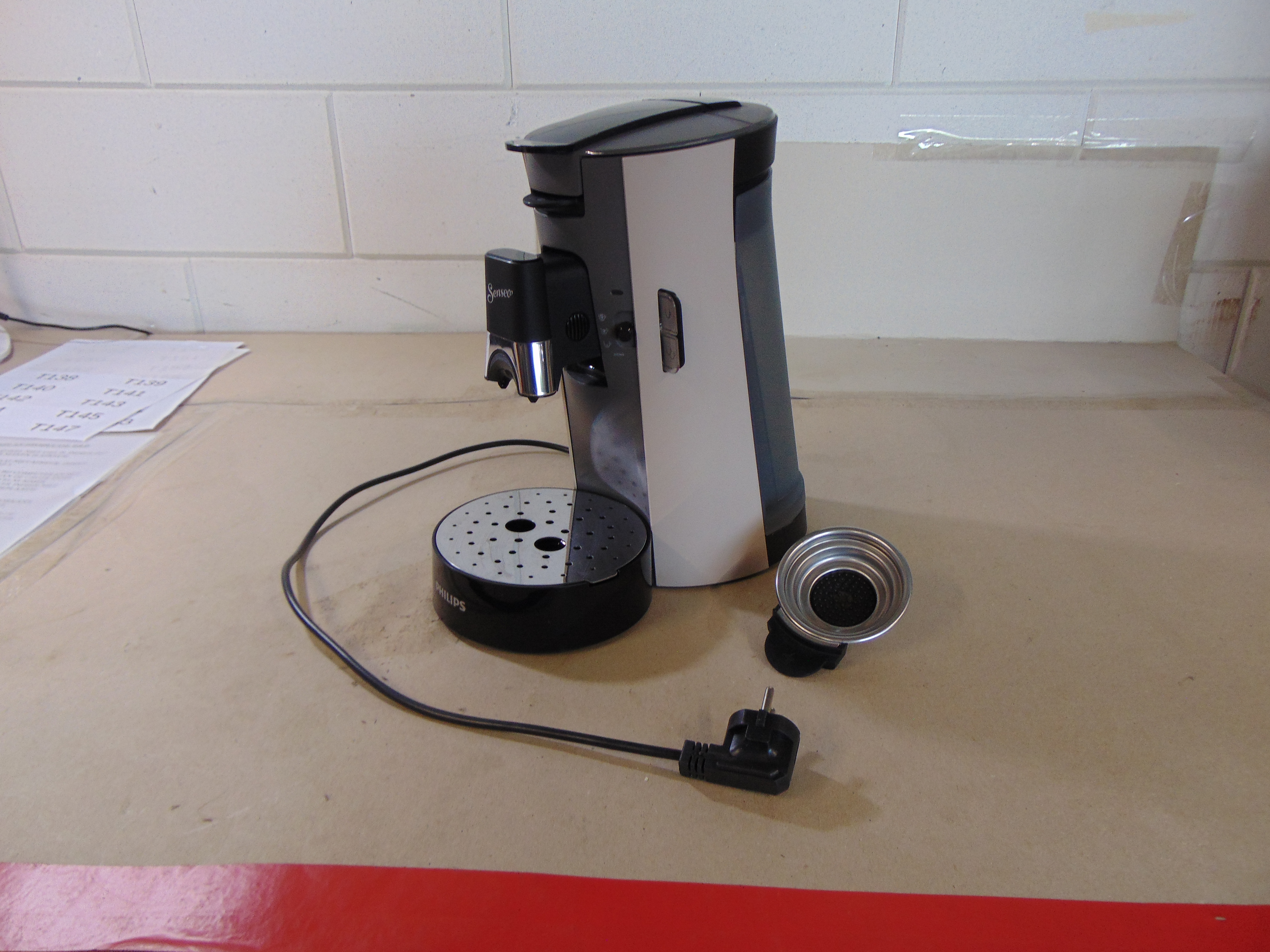 Philips Senseo Select CSA240/30 Koffiemachine – foto 2 – kavel bij GSD Auctions, Zoeterwoude