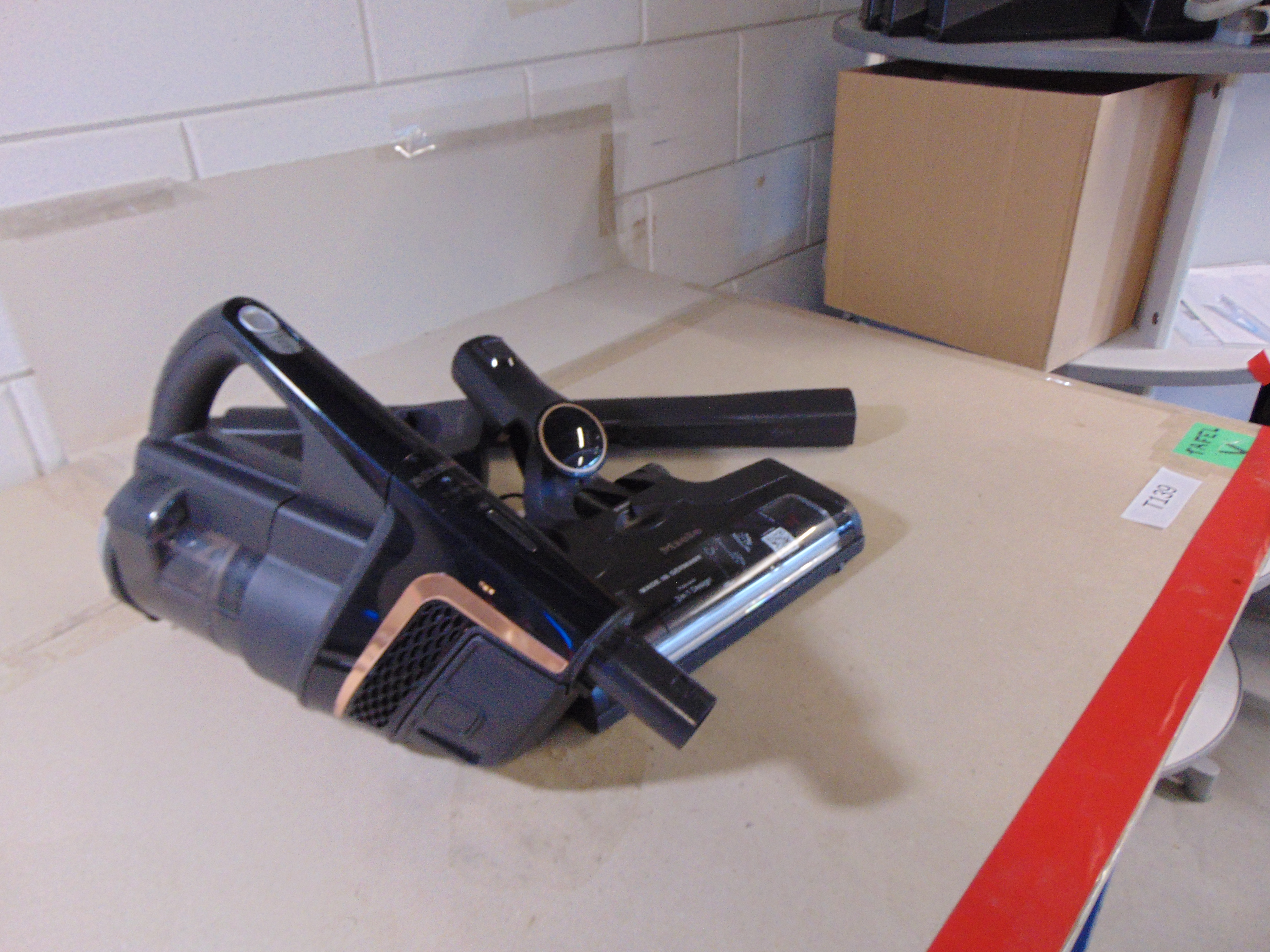 Miele Triflex HX2 Cat & Dog Steelstofzuiger – foto 3 – kavel bij GSD Auctions, Zoeterwoude