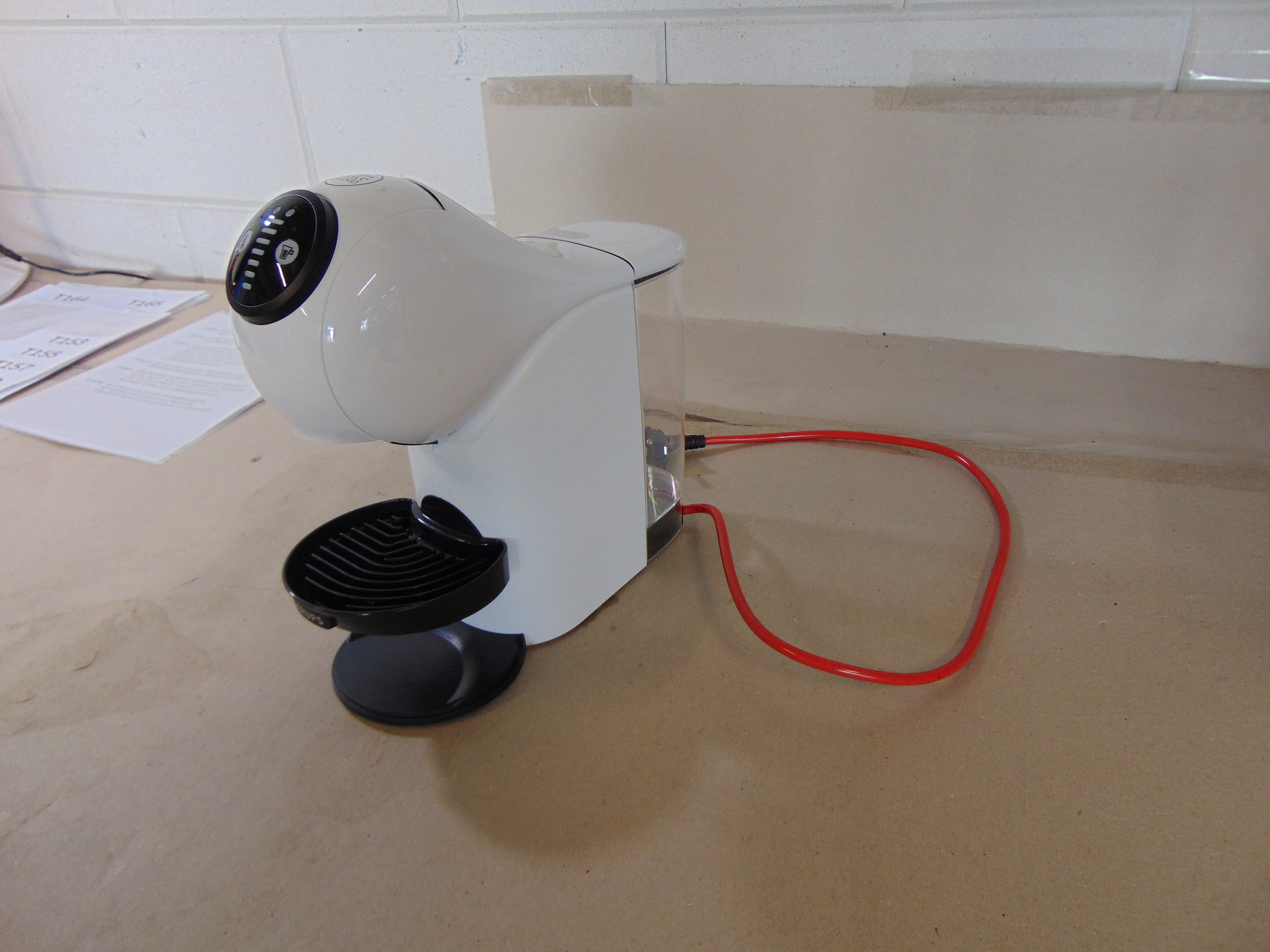 Krups Genio S Basic KP2401 Dolce Gusto Koffiemachine – foto 3 – kavel bij GSD Auctions, Zoeterwoude