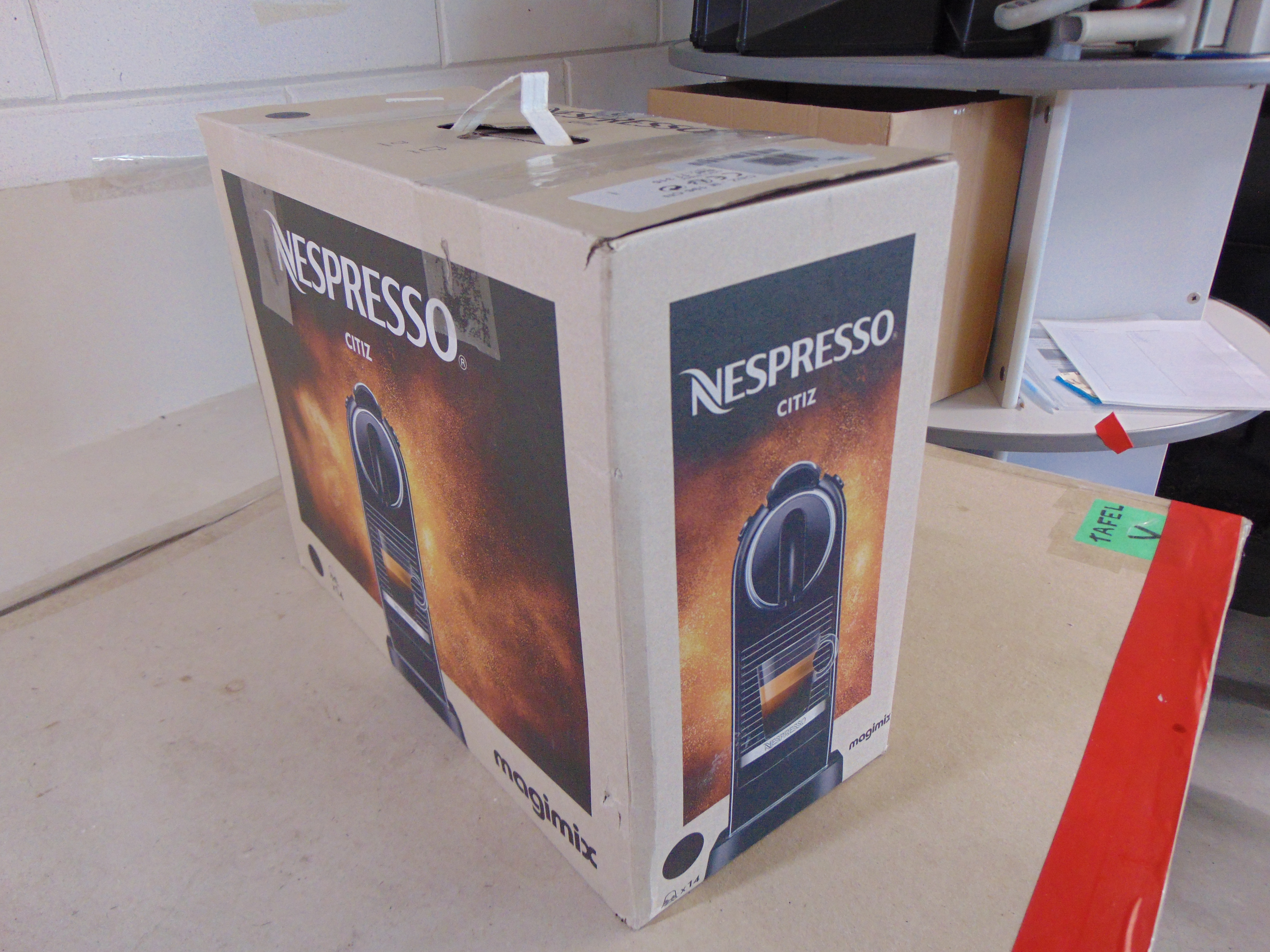 Magimix Citiz Black 11315B Nespressomachine – foto 4 – kavel bij GSD Auctions, Zoeterwoude