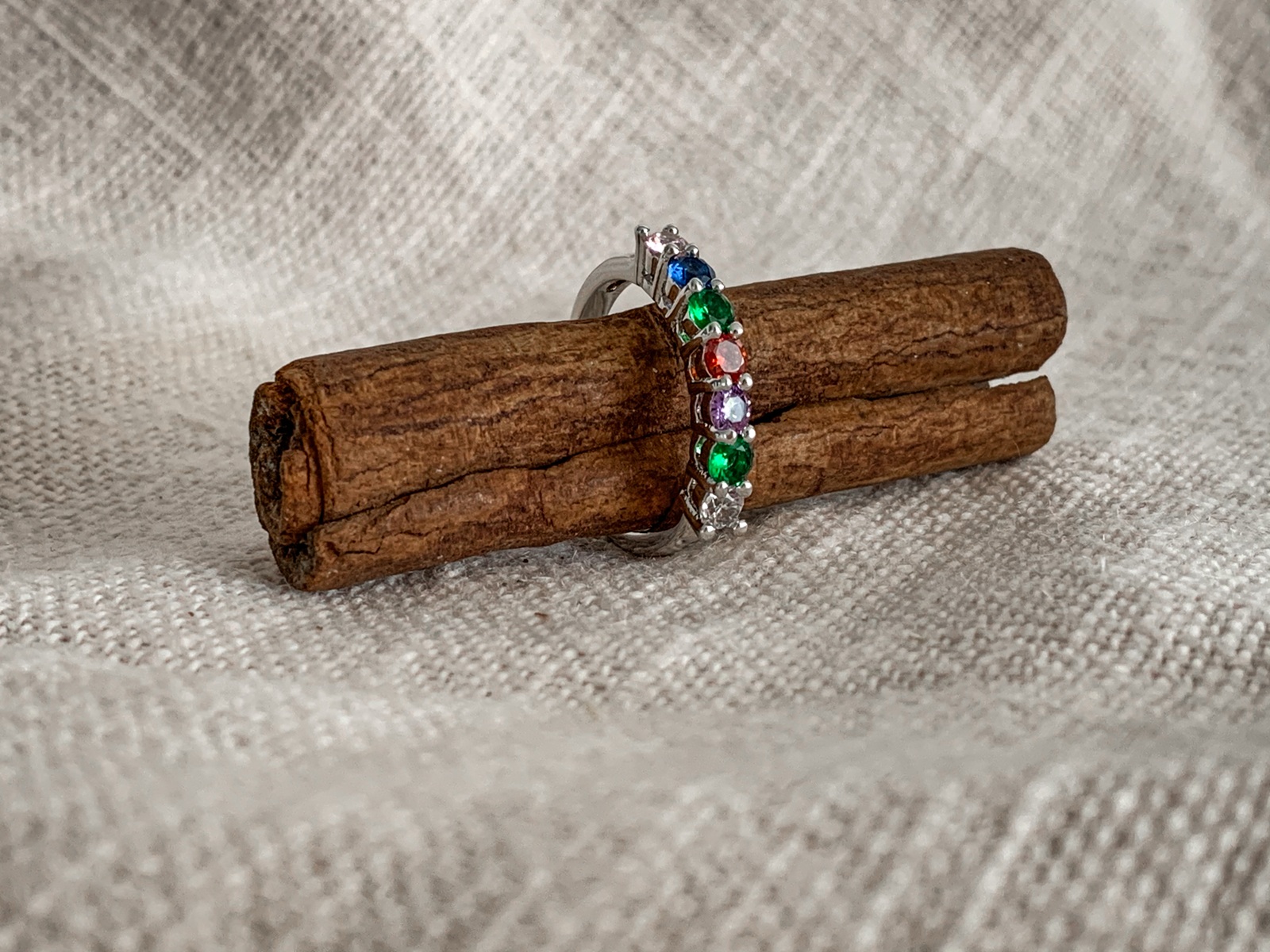Sieraden set 8 delig ringmaat 16 – foto 2 – kavel bij GSD Auctions, Zoeterwoude