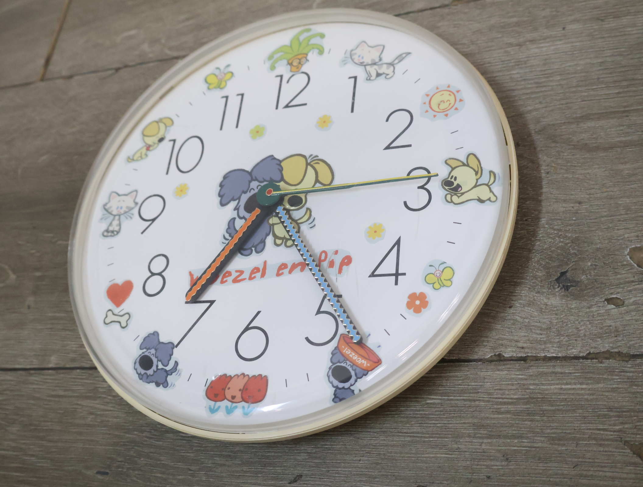Woezel en Pip Kinderwandklok'' – foto 6 – kavel bij GSD Auctions, Zoeterwoude